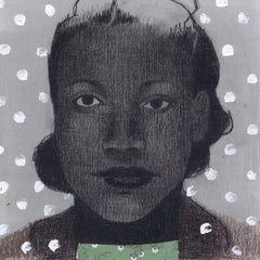 Becca (Pequeño retrato gris de mujer con lunares blancos de Ransome)