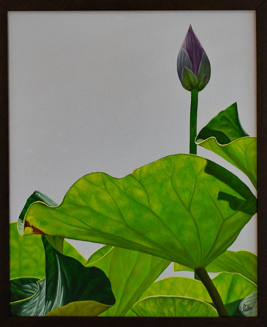 Lotus No. 8 (Realistisches Stillleben mit grünen Lotusblättern und Blumenknospen) – Painting von Frank DePietro