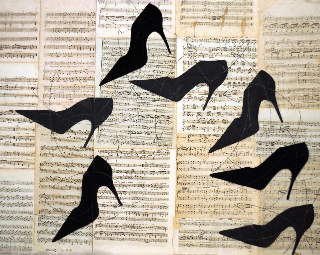 Still-Life Louise Laplante - Shall We Dance ( Drawing figuratif en craie de talons noirs sur feuilles de musique vintage)