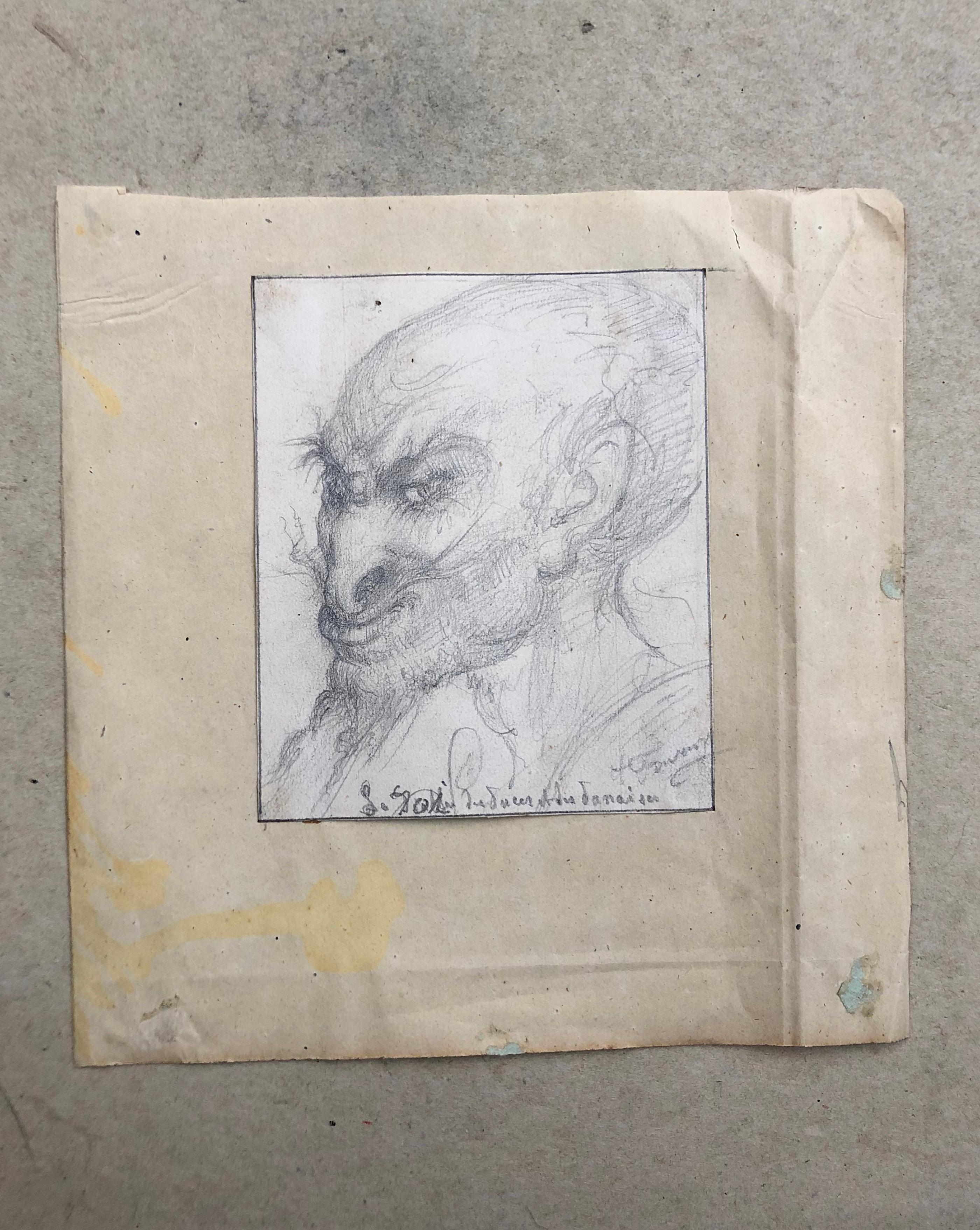 Demon portrait.
Lead pencil drawing.
Annotations and signature to decipher.
Paper partially glued to paper.
Very small dirt.
13.5 x 11.5 cm