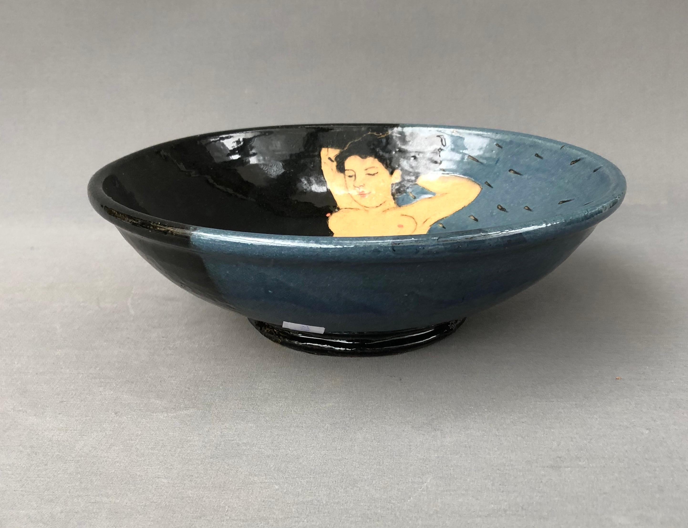 Louise Gardelle, Plato de cerámica esmaltada, Desnudo femenino 2