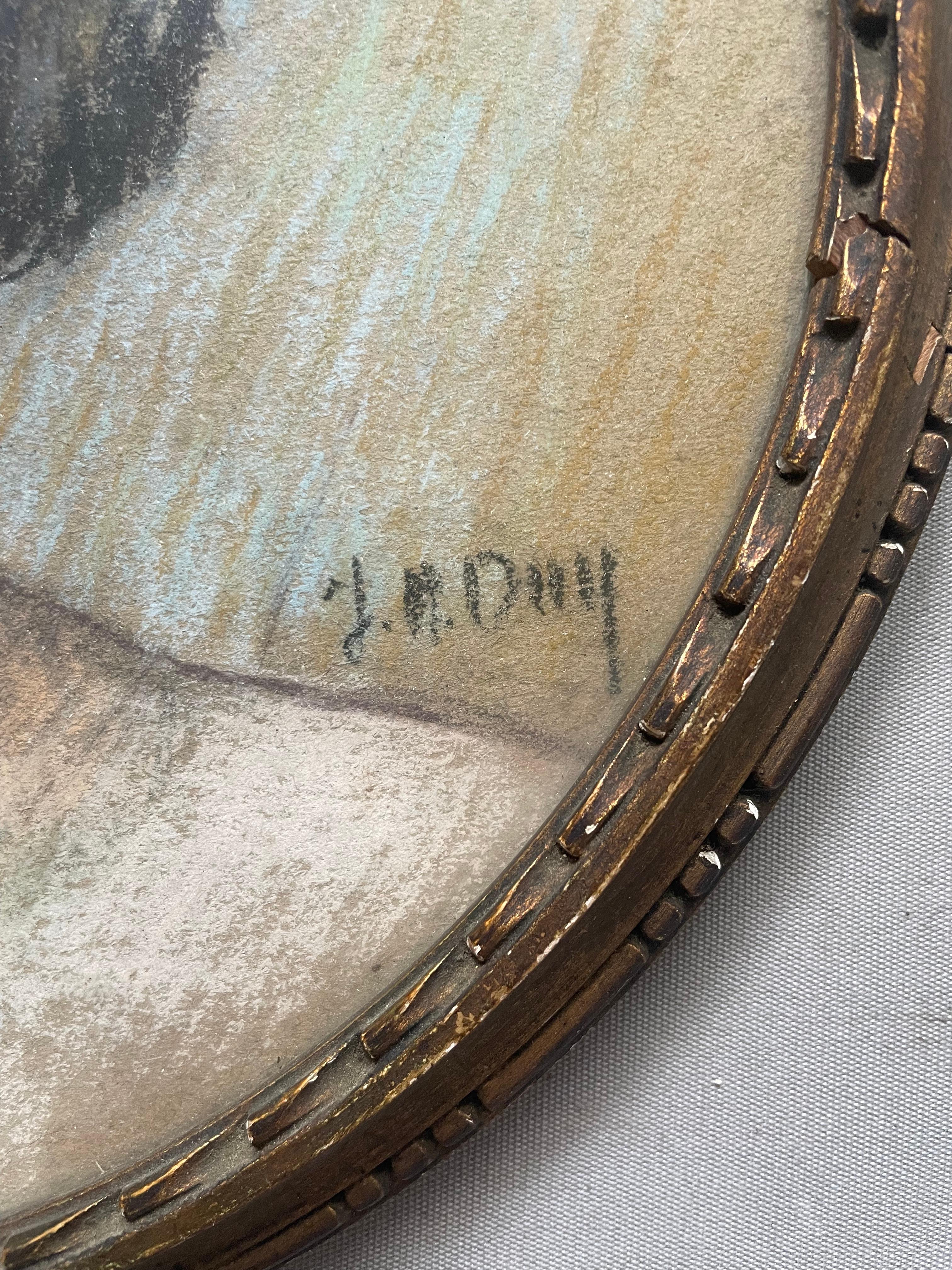 Portrait of a young woman.  Pastel drawing, framed and under glass.  Signature to be identified.  Good condition.  Frame diameter: 39 cm.
