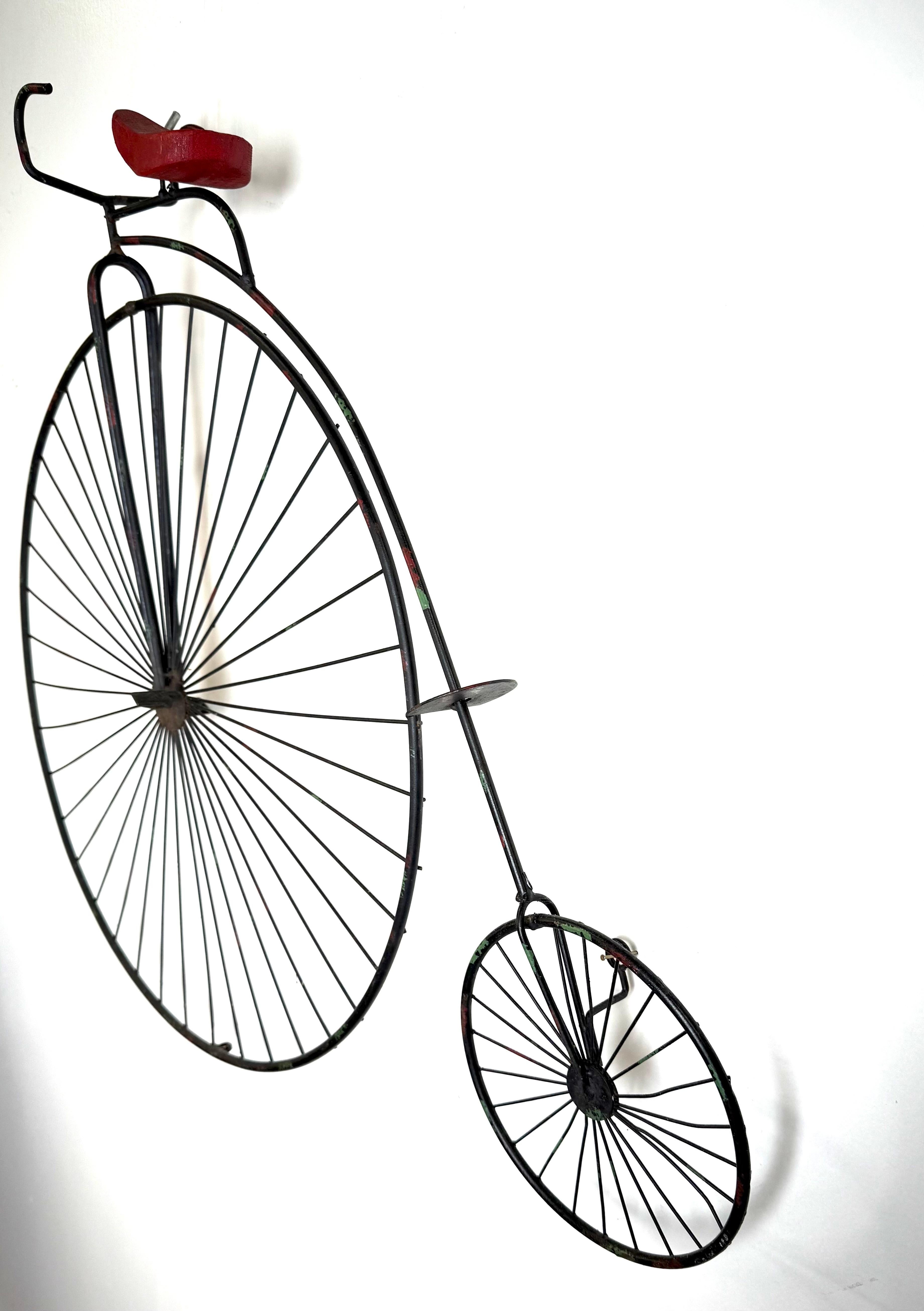 Curtis Jere Bicyclette à grande roue Sculpture en fer et décoration murale en vente 3