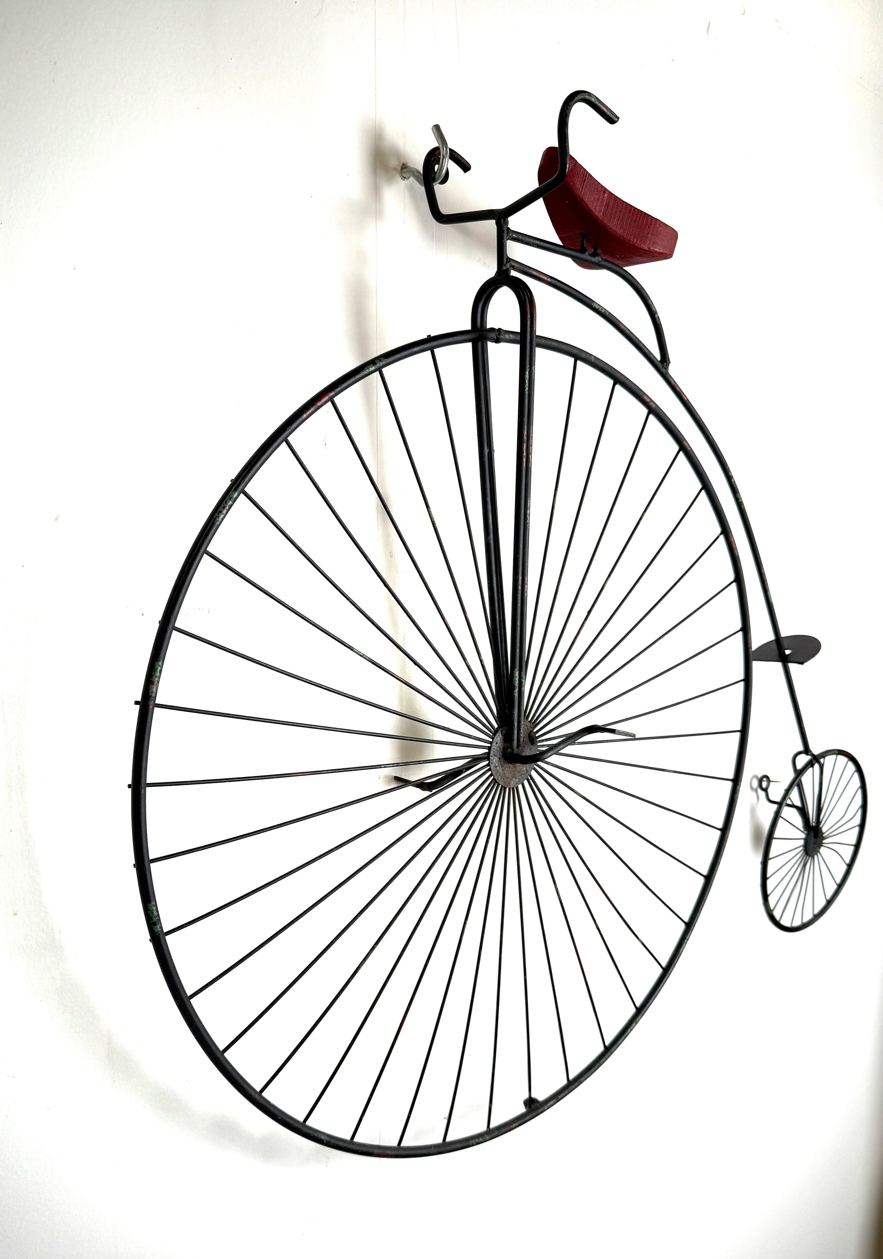 Curtis Jere Bicyclette à grande roue Sculpture en fer et décoration murale en vente 2