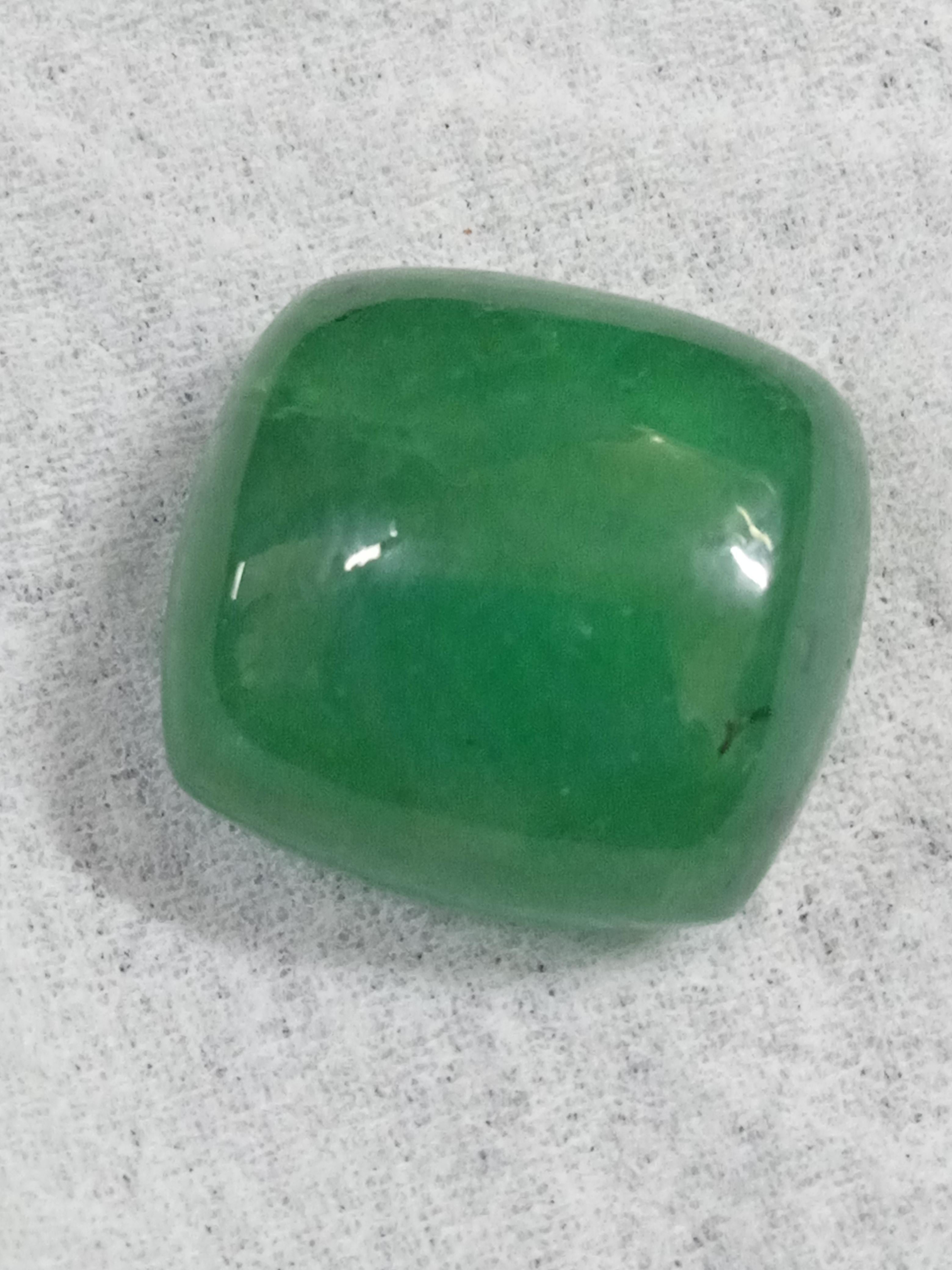 Natural Zambia emerald 10.5 carats - Art by Unknown