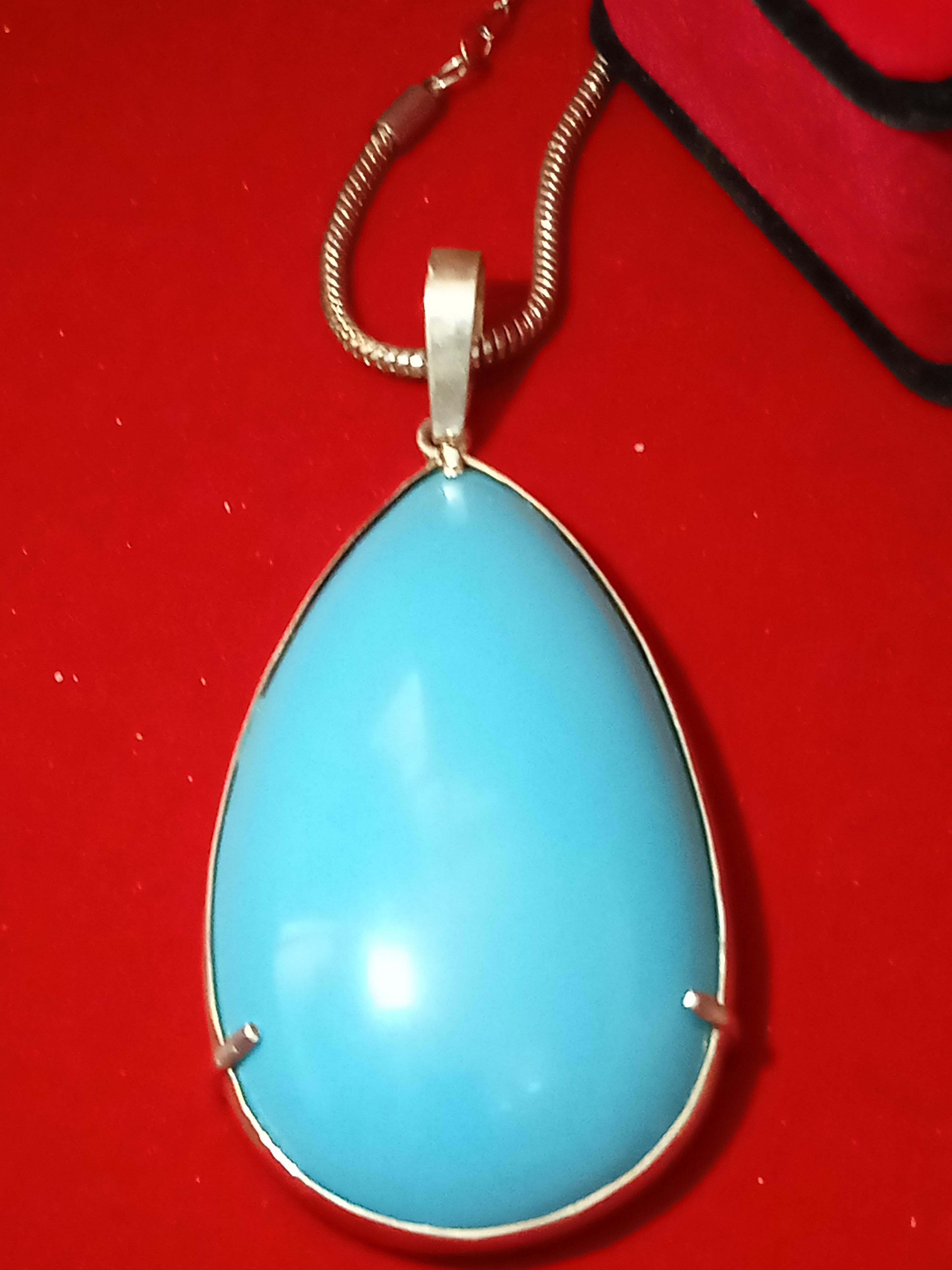 Natural tourquise stone silver pandant with necklace  For Sale 3