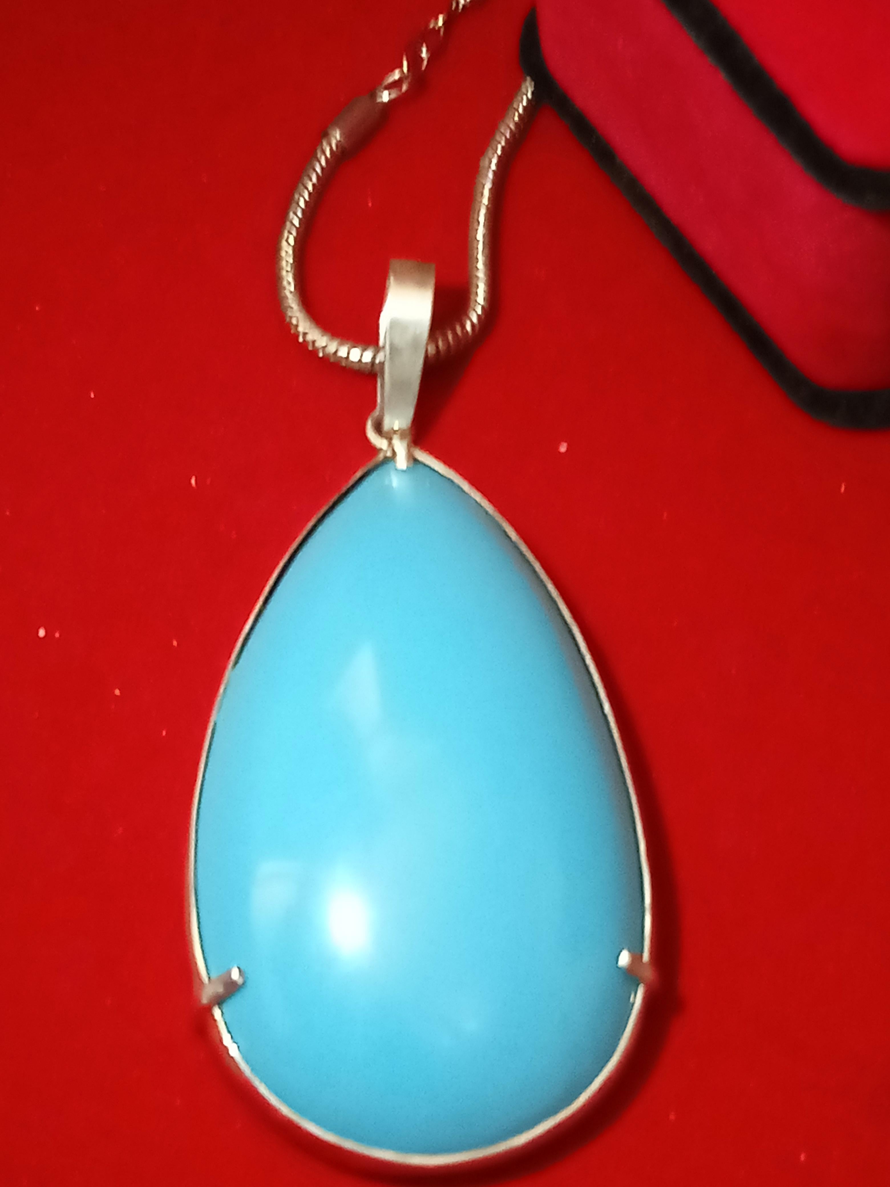 Natural tourquise stone silver pandant with necklace  For Sale 4