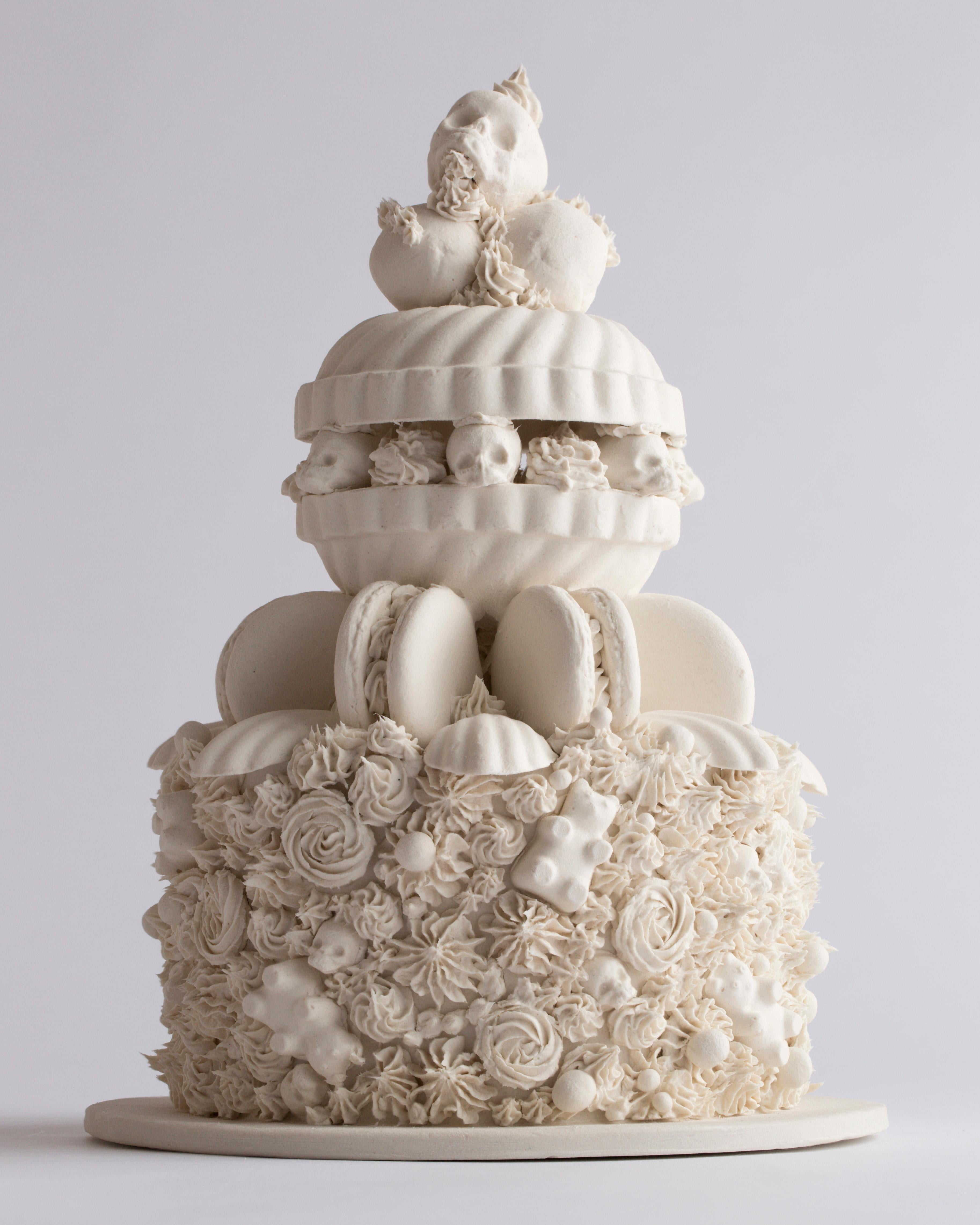 Jacqueline Tse Figurative Sculpture - Birthday cake 