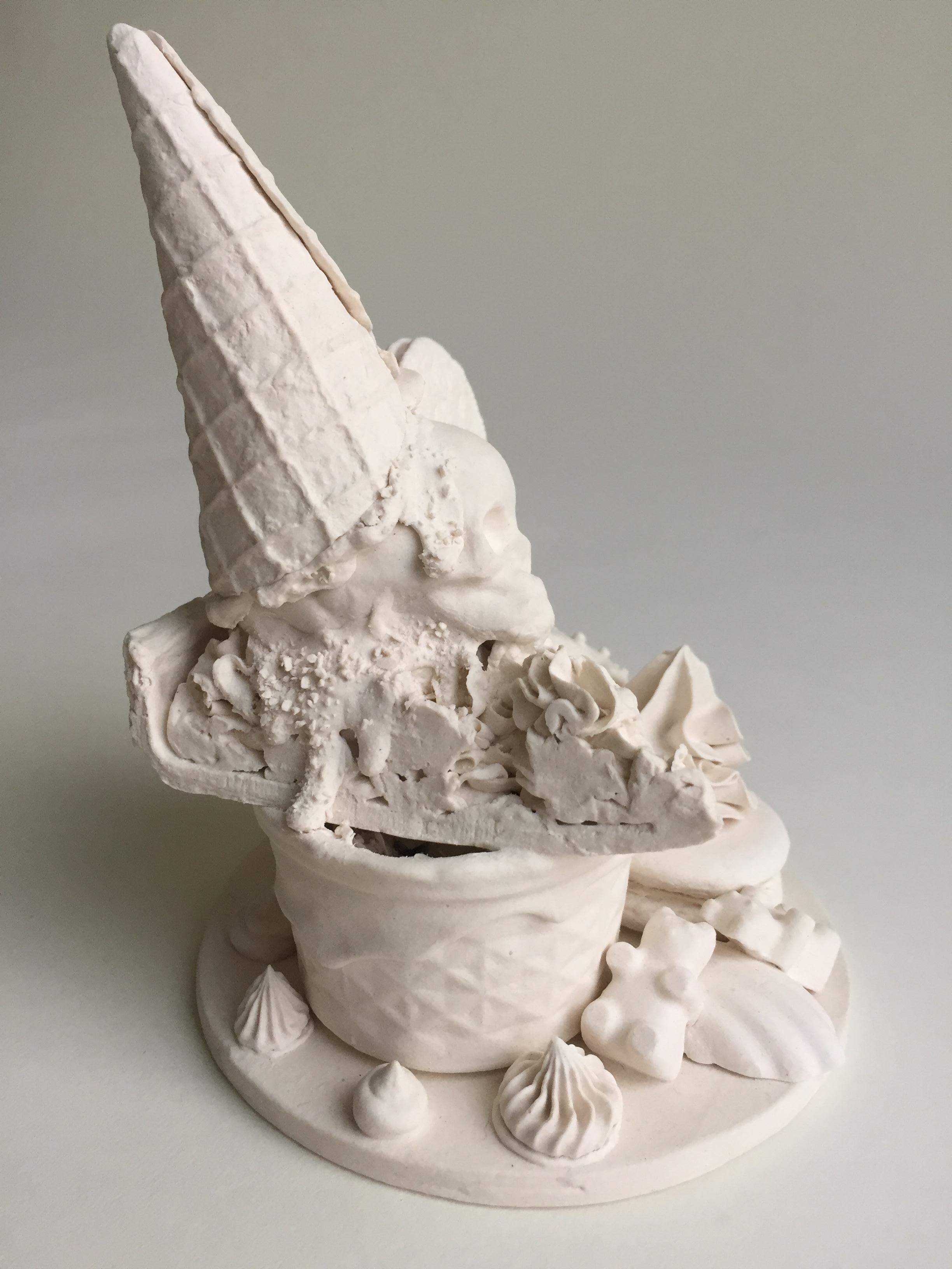 Cookies and Cream - Contemporary Sculpture by Jacqueline Tse