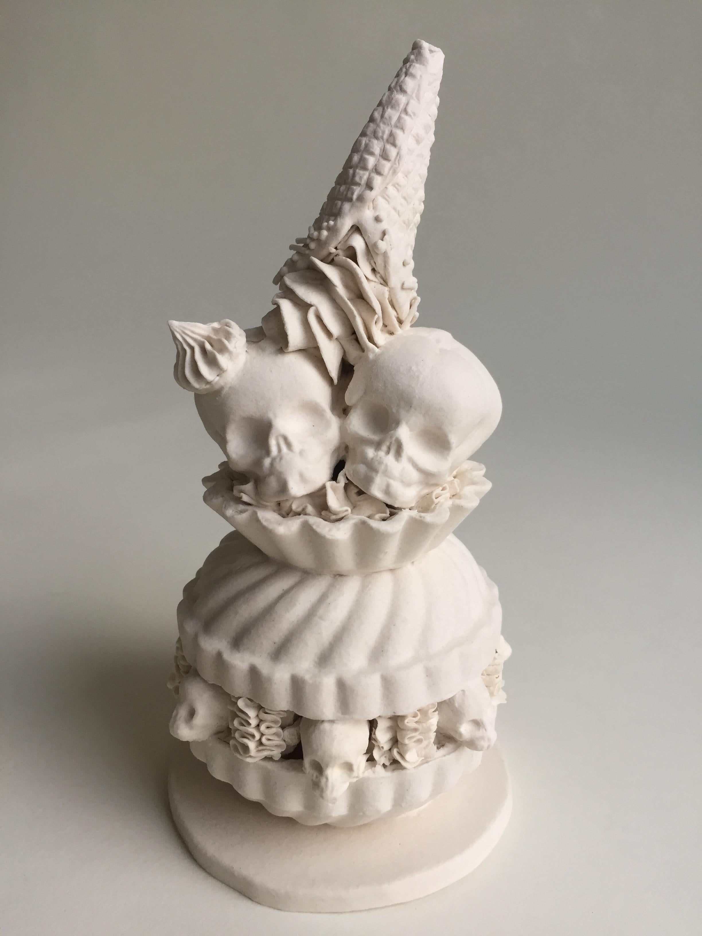 Jacqueline Tse Figurative Sculpture - Tea Cake for Two, 2018