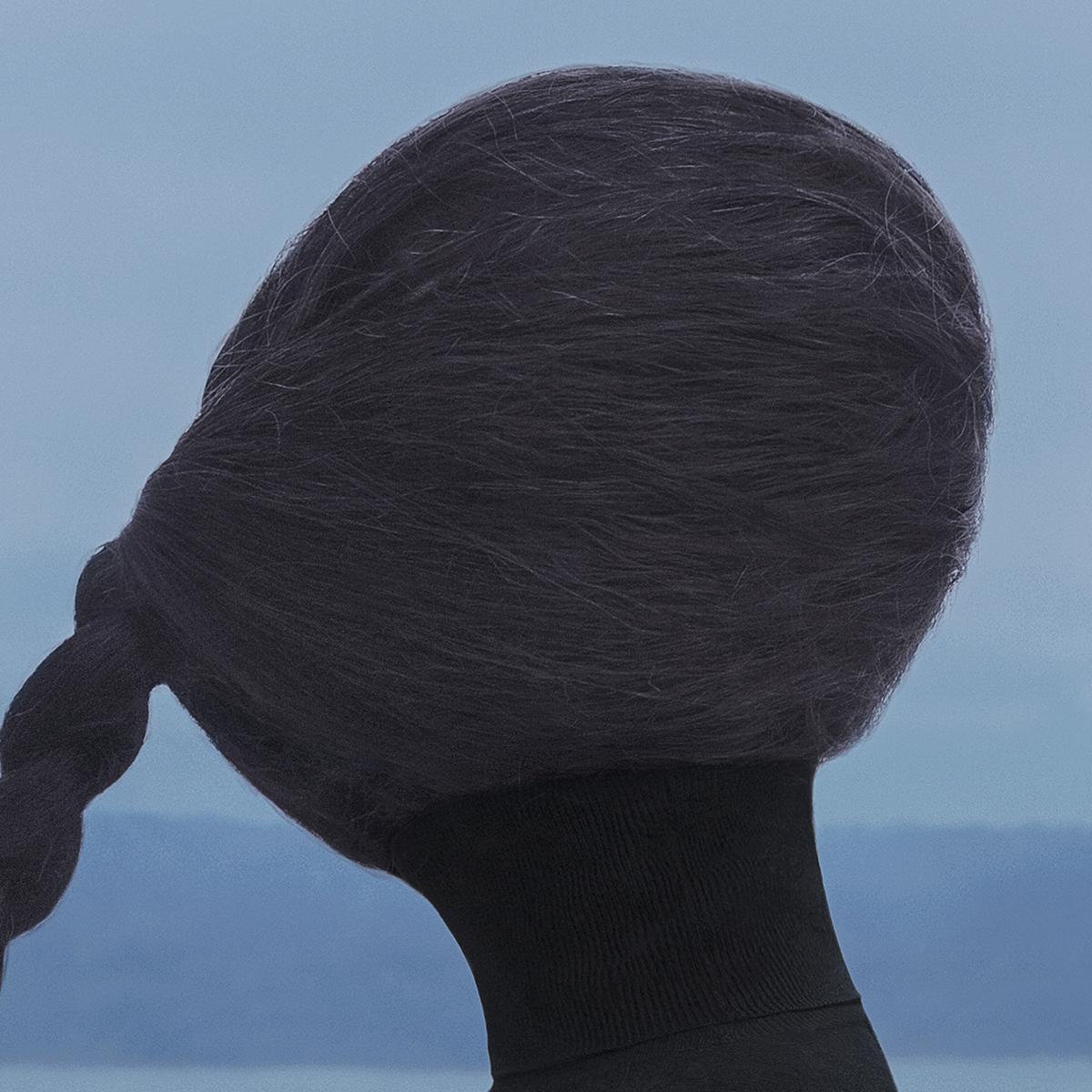 Due lune - fotografia surreale a colori - Photograph Surrealismo di Gabriel Isak