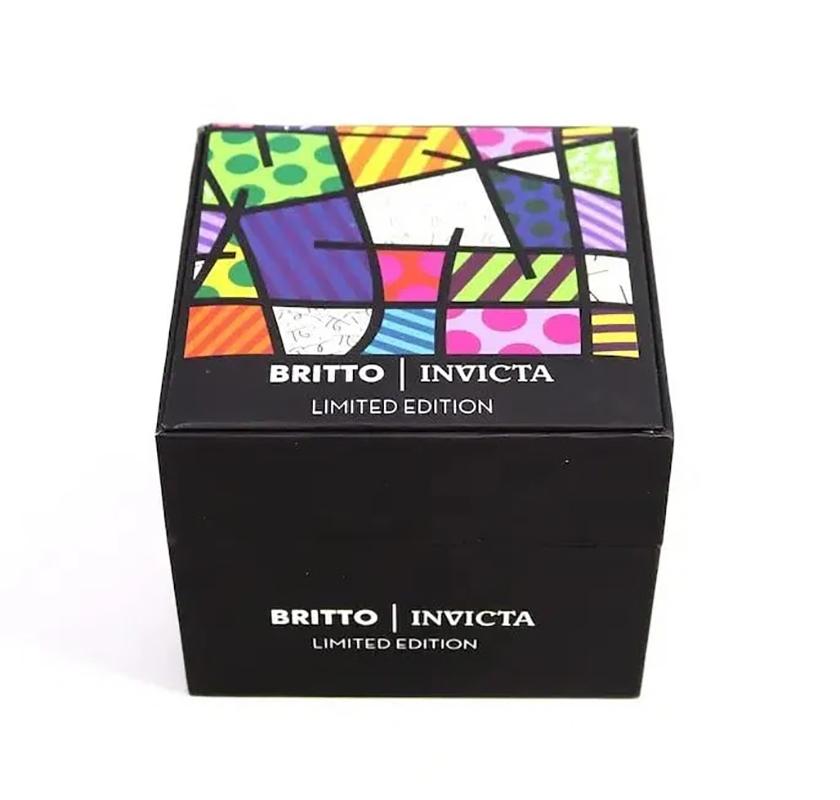 Artist: Romero Britto
Type: Quartz Watch 
Limited Edition Watch
Comes With the Original Romero Britto Box
Length- 9 Inches 
Condition- Excellent! Like New, never worn

Romero Britto was born in Recife, Brazil in 1963. There is an almost fairy-tale