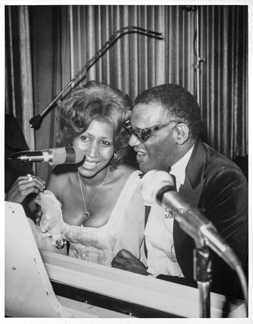 16x20" Silver - Music Legends Aretha Franklin & Ray Charles share a laugh, 1975