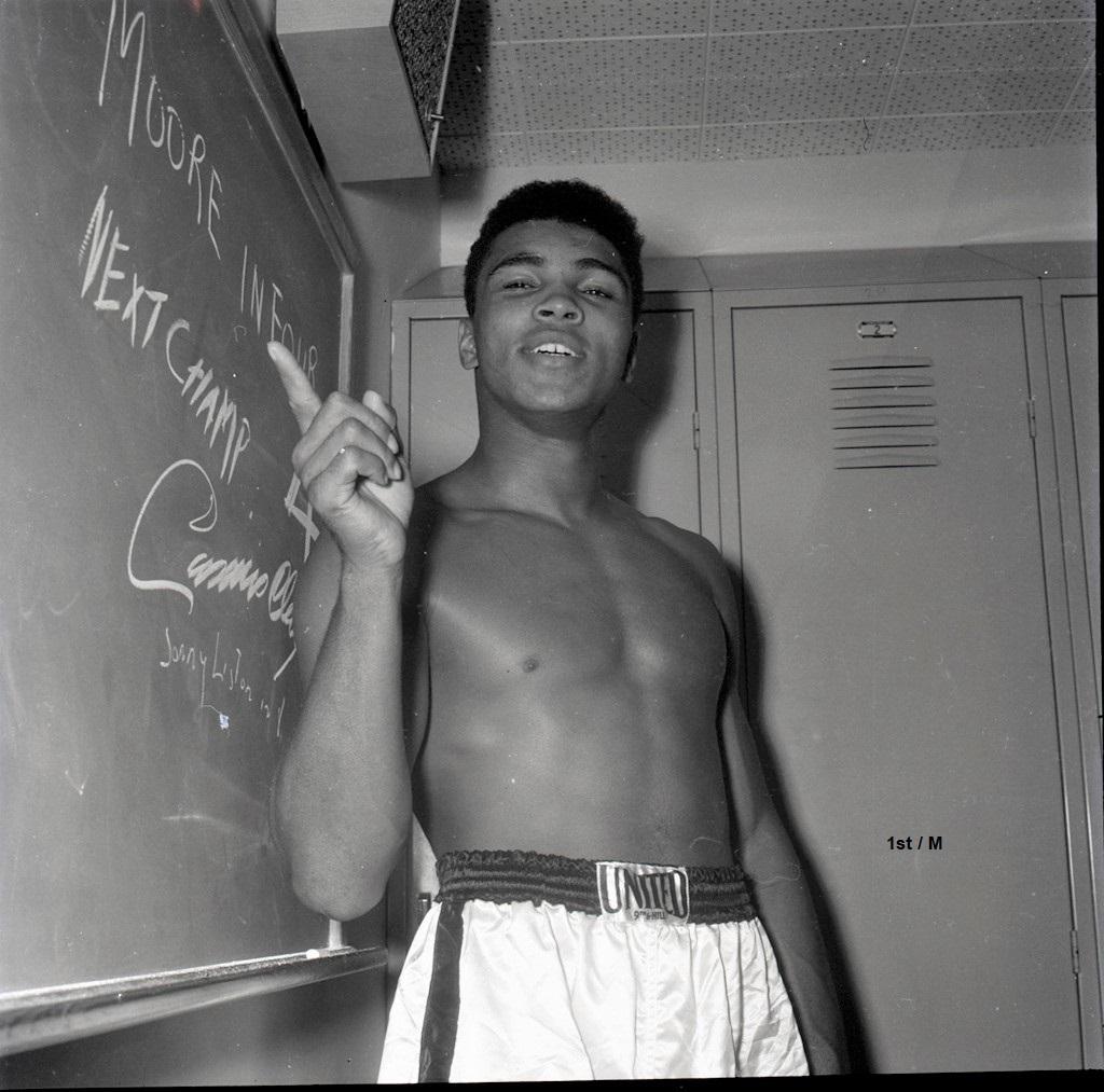 Icons, people - 40x40" Silver Gelatin Print, Muhammad Ali Smiling