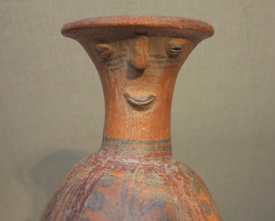 Chimu Inca c.1500 Peruvian terra-cotta anthropomorphic face vase vessel Peru For Sale 2