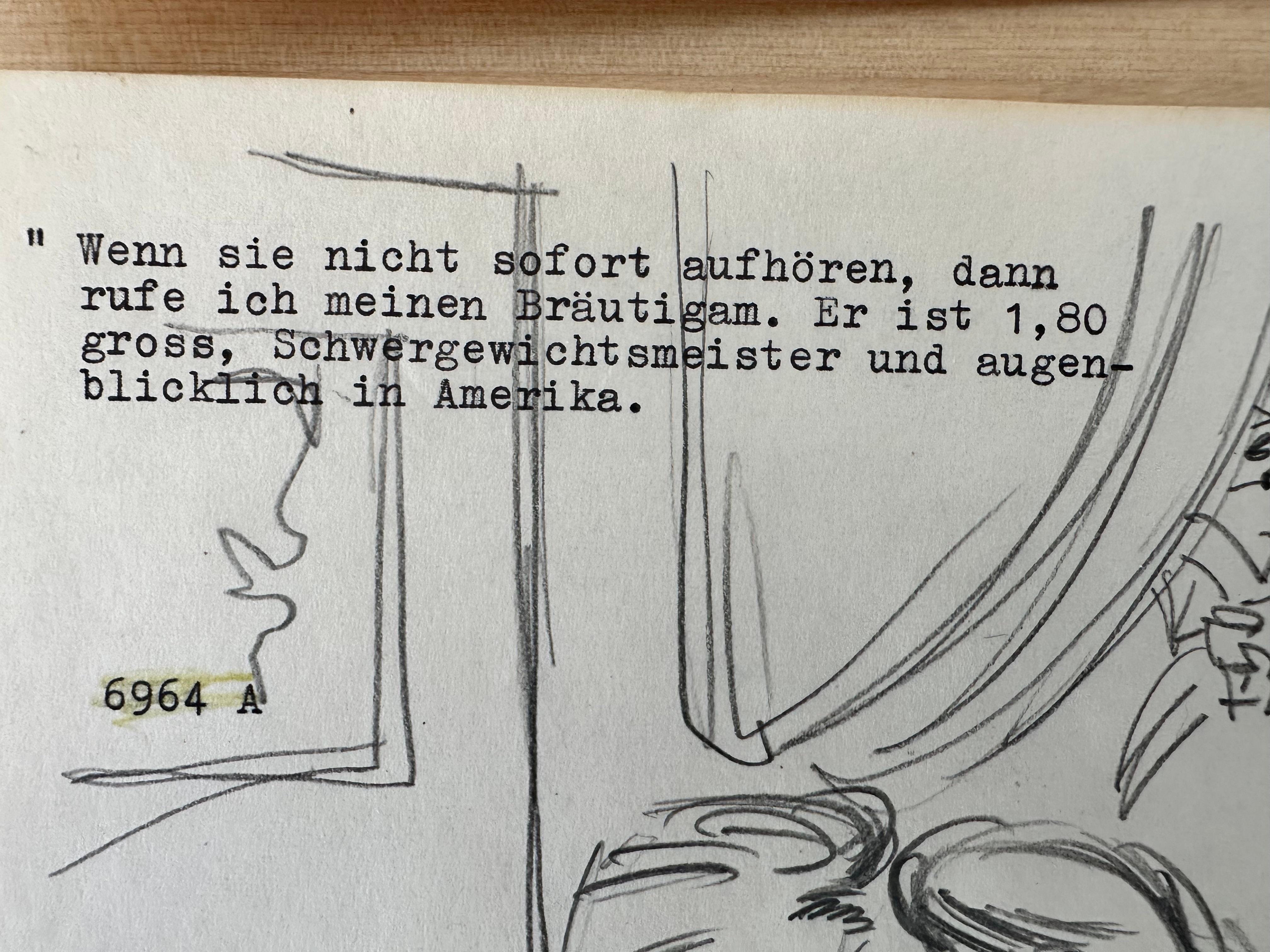 Cartoon-Skizze, ca. 1955. Bleistift auf Papier, Blattgröße 8,5 x 11 Zoll. Unsigniert mit Vermerken des Herausgebers. 
Aus einer Gruppe von Skizzen, die als Vorentwürfe für die Genehmigung durch die Redaktion gedacht waren. 