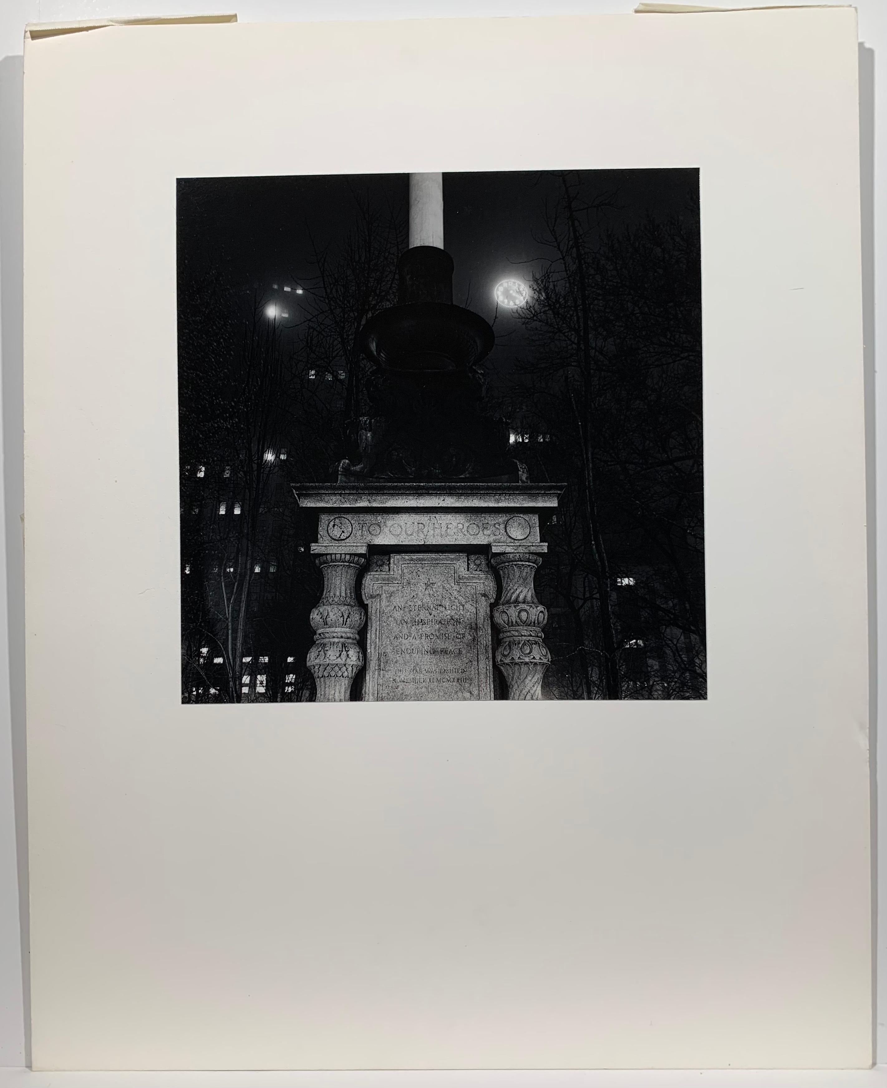 Monumento - Photograph di Anthony Zega