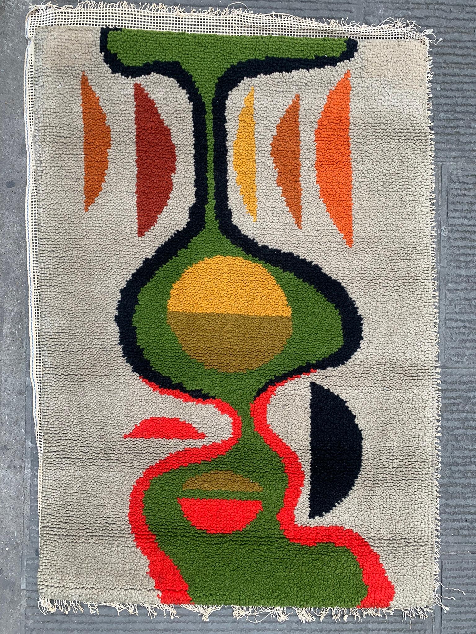 Carpet from the 1950s-60s.
Wool and cotton.
Bright midcentury style colors.
In good condition , needs only cleaning.

With Mid century style abstract painting motifs.
According to the story of the previous owner, the carpet was made by a craftsman