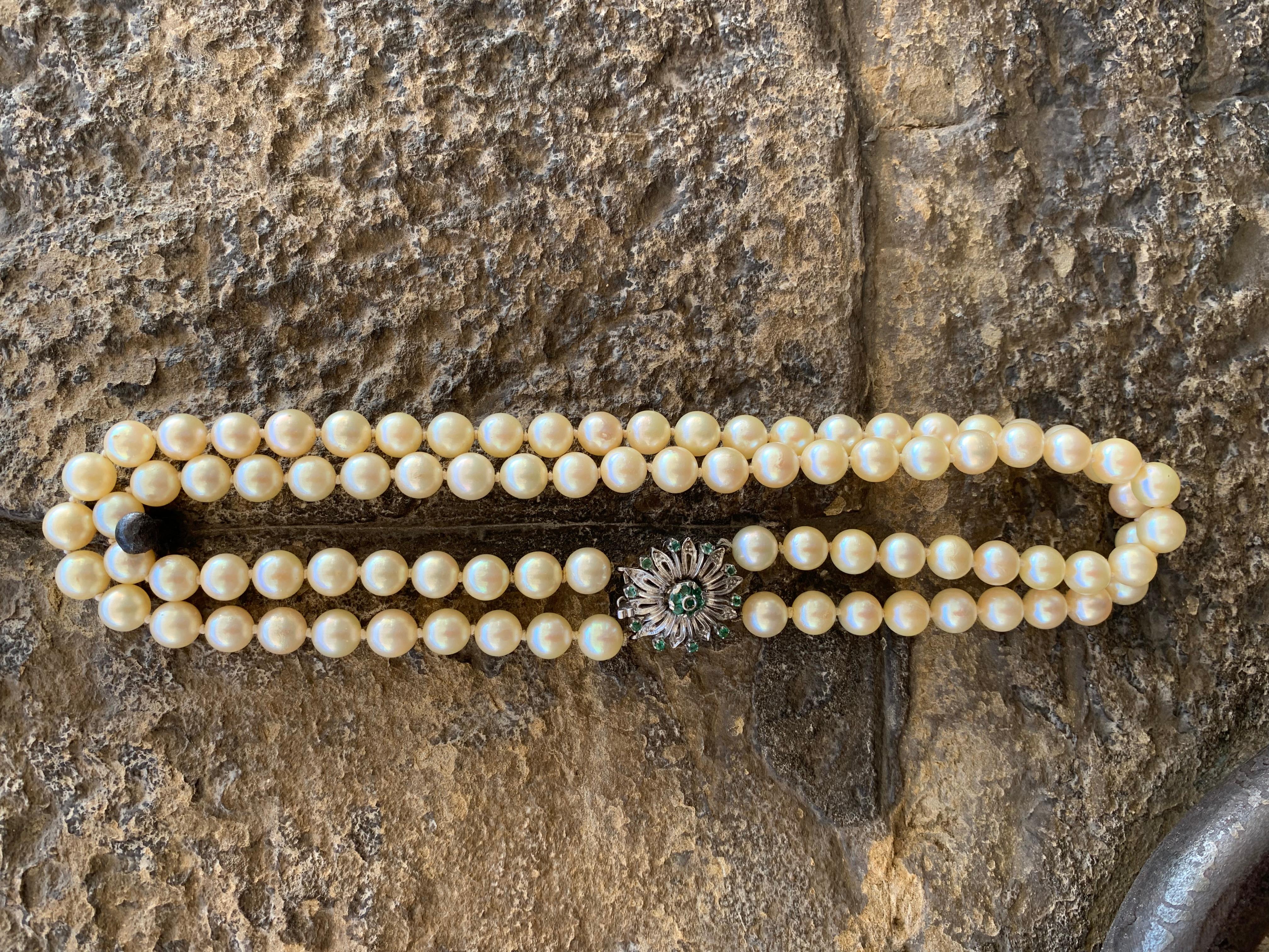 Collana di Perle di Mare cultivate.   Anni 1960. Chiusura in Oro Bianco im Angebot 17
