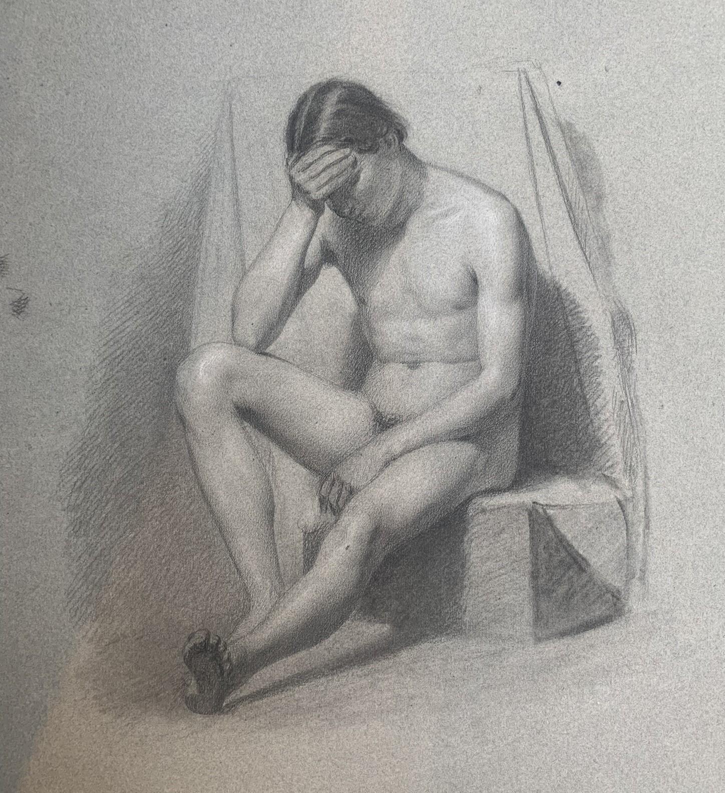 Unknown Nude – Akademisches Zeichnen. Figurenstudie eines sitzenden nackten jungen Mannes. 19. Jahrhundert.