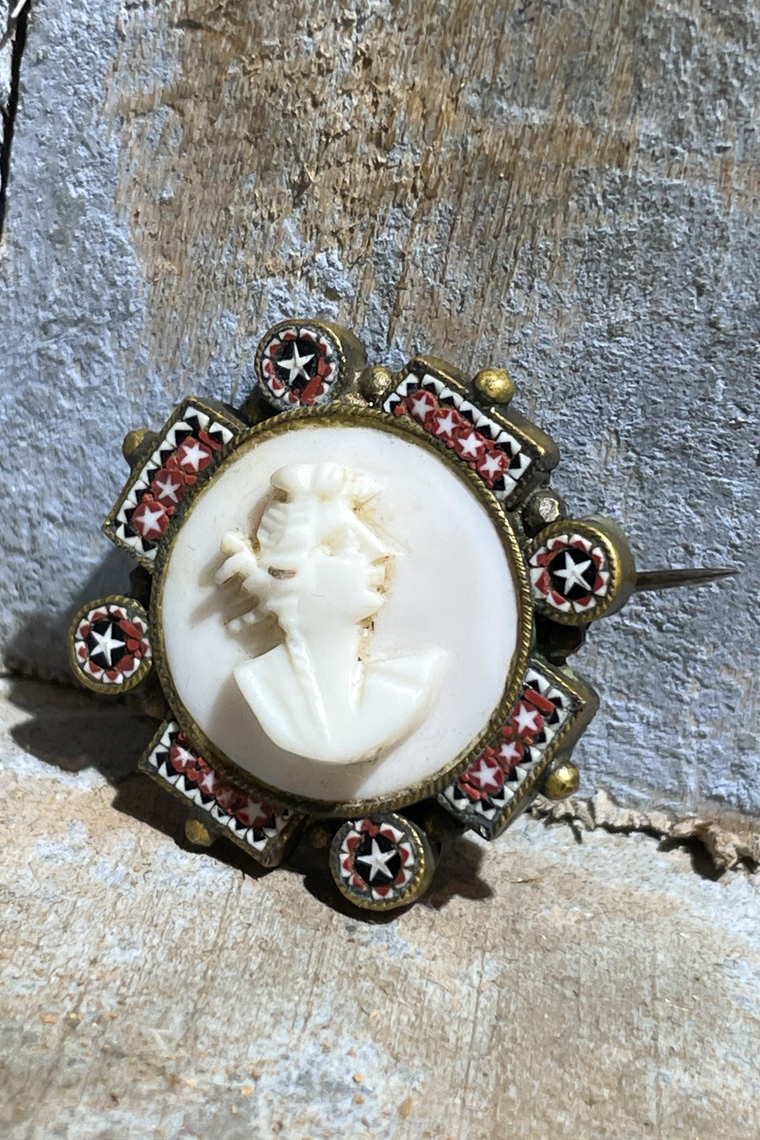 Micromosaic and Pink Shell Cameo Brooch.Early 20th century. Signed F.A.P. Florence For Sale 4