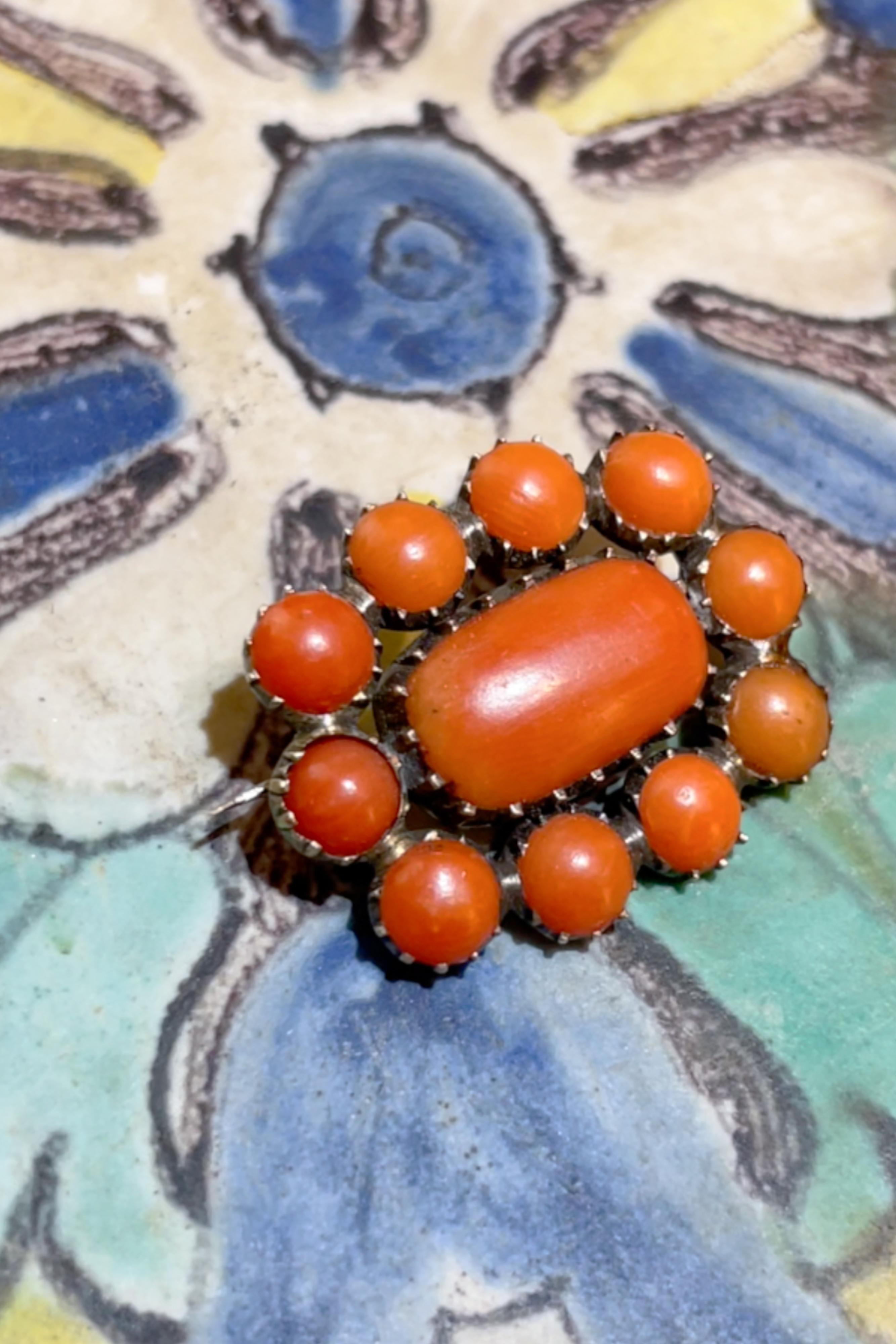 Early 19th century Georgian era English Coral and Gold Brooch. - English School Art by Unknown