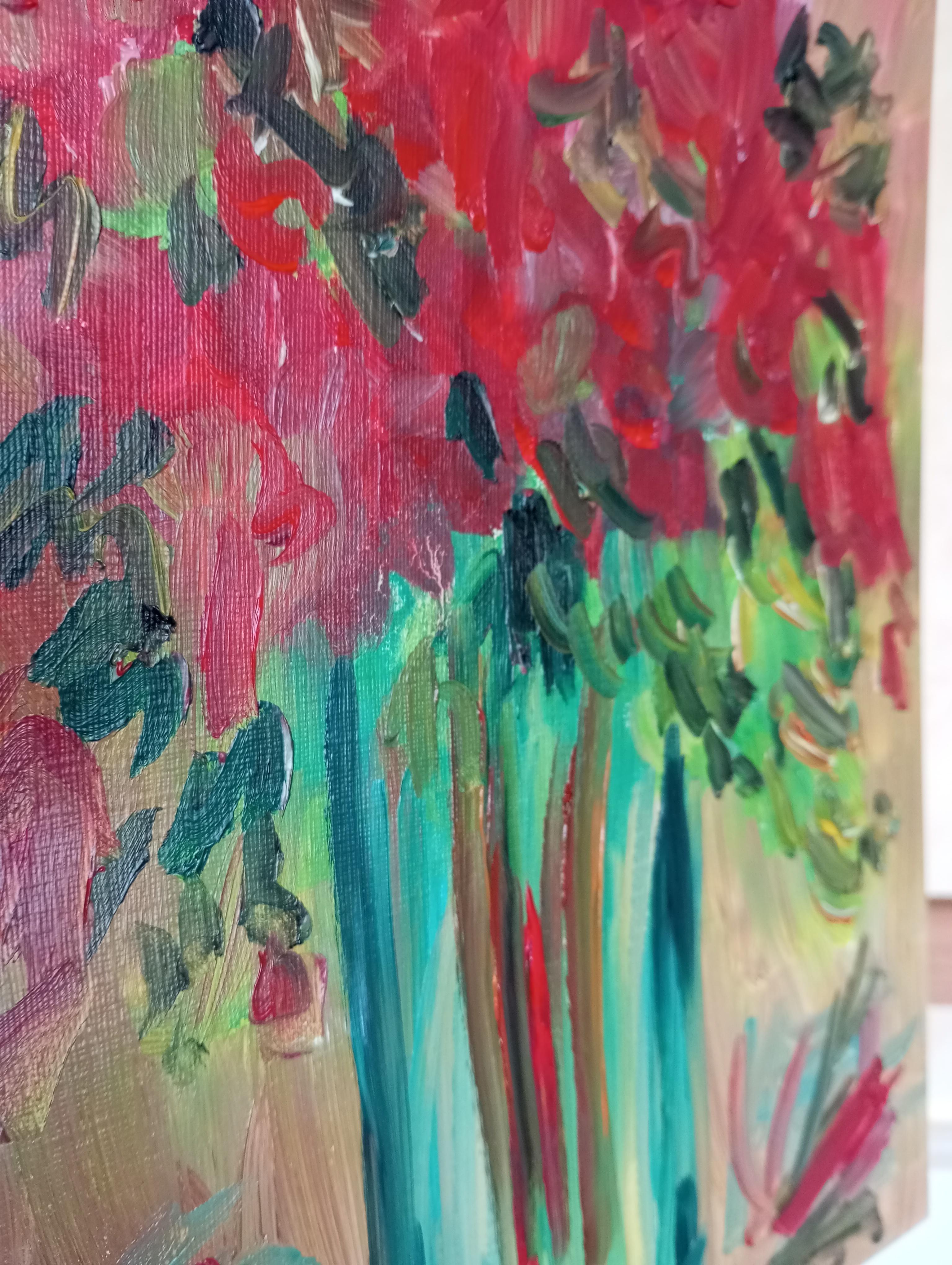 Hibisco floreciendo en un jarrón (arte floral contemporáneo al óleo) en venta 3