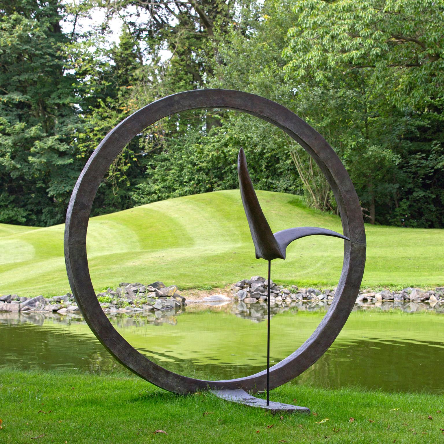 Isabelle Thiltgès Figurative Sculpture - La Grande Envol�ée - Monumental Outdoor Bronze Sculpture of a Bird