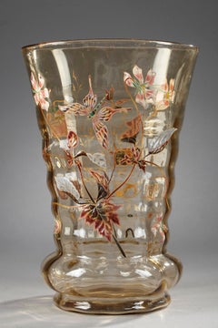Vase Cristallerie with plants and butterfly