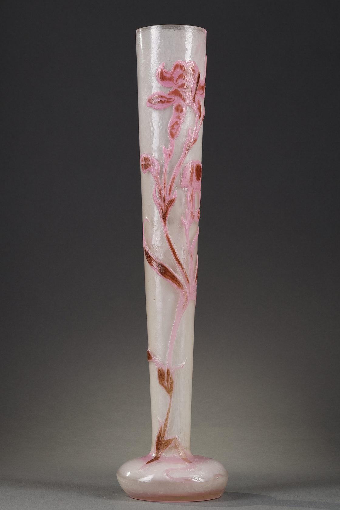 "Cristallerie" Vase with Carnations - Art by Émile Gallé