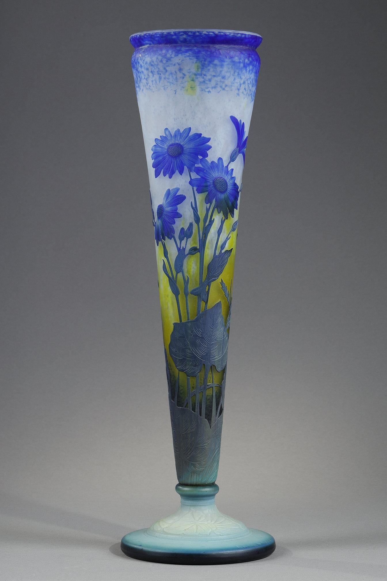 Vase with Asters - Art by Daum