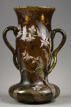 Cristallerie – Vase with Lady's Slipper