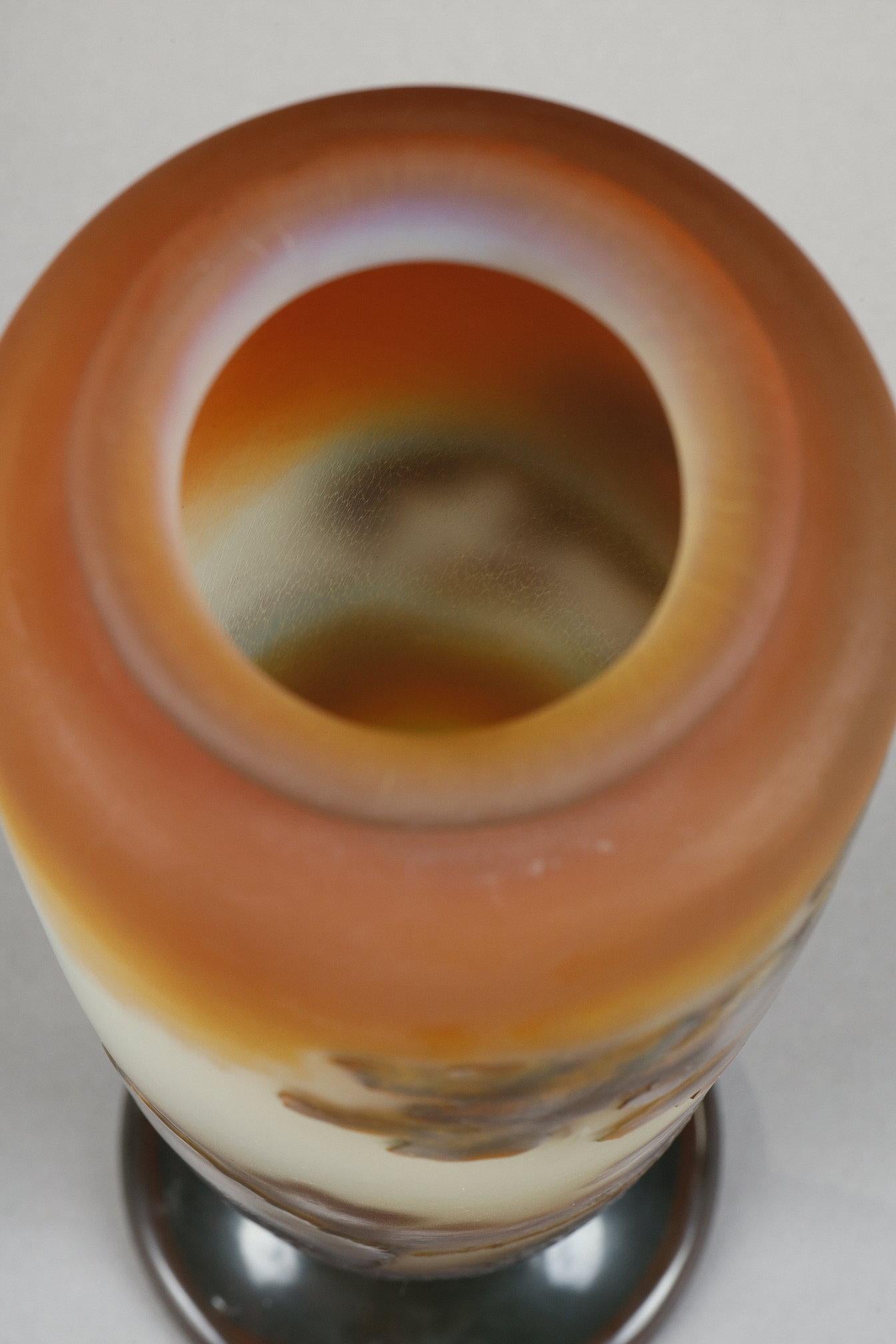 Vaso con paesaggio lacustre in vendita 11