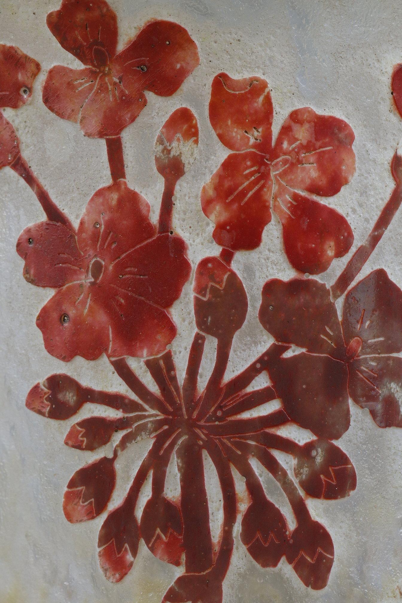 Vase with Pelargoniums For Sale 10