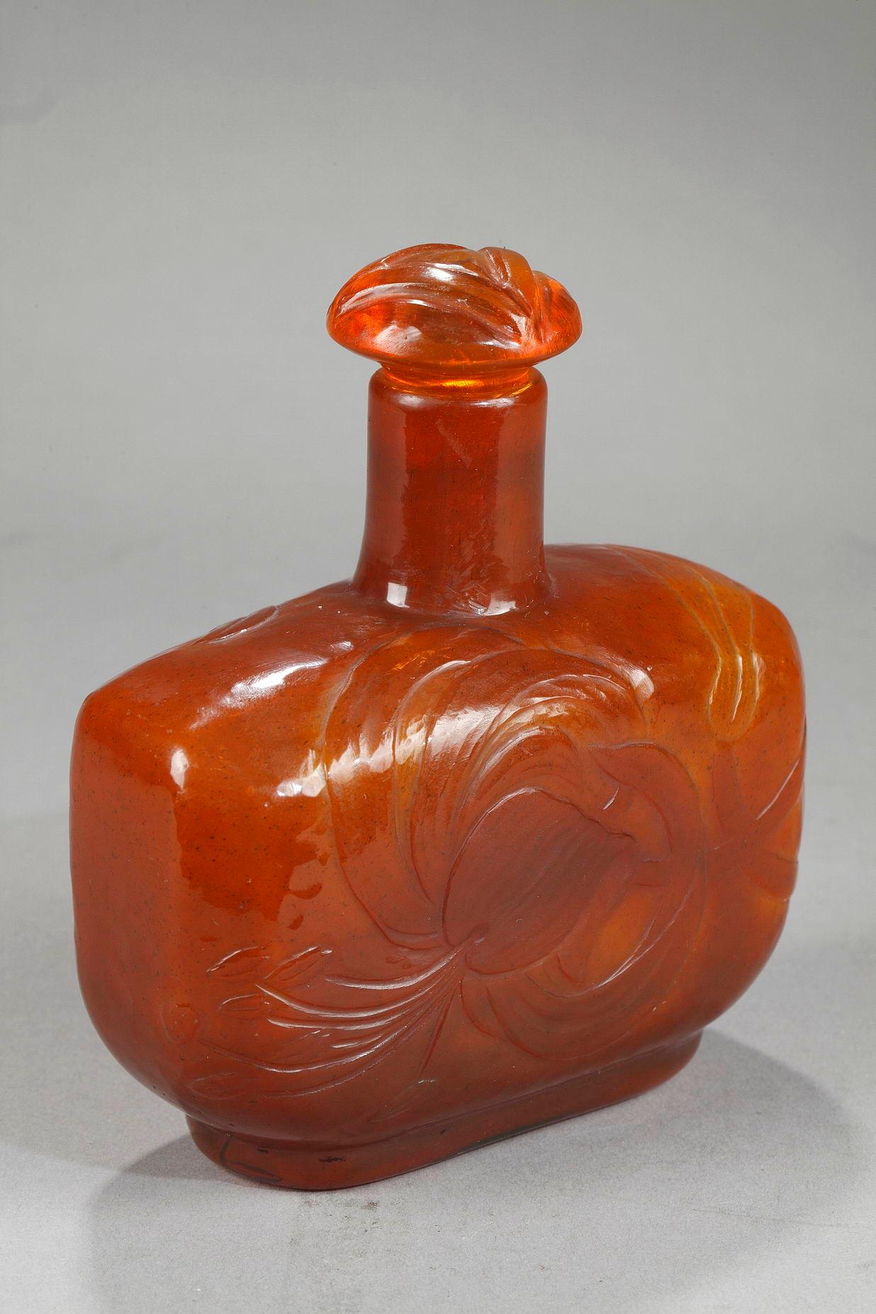 Bottle with Lily For Sale 2