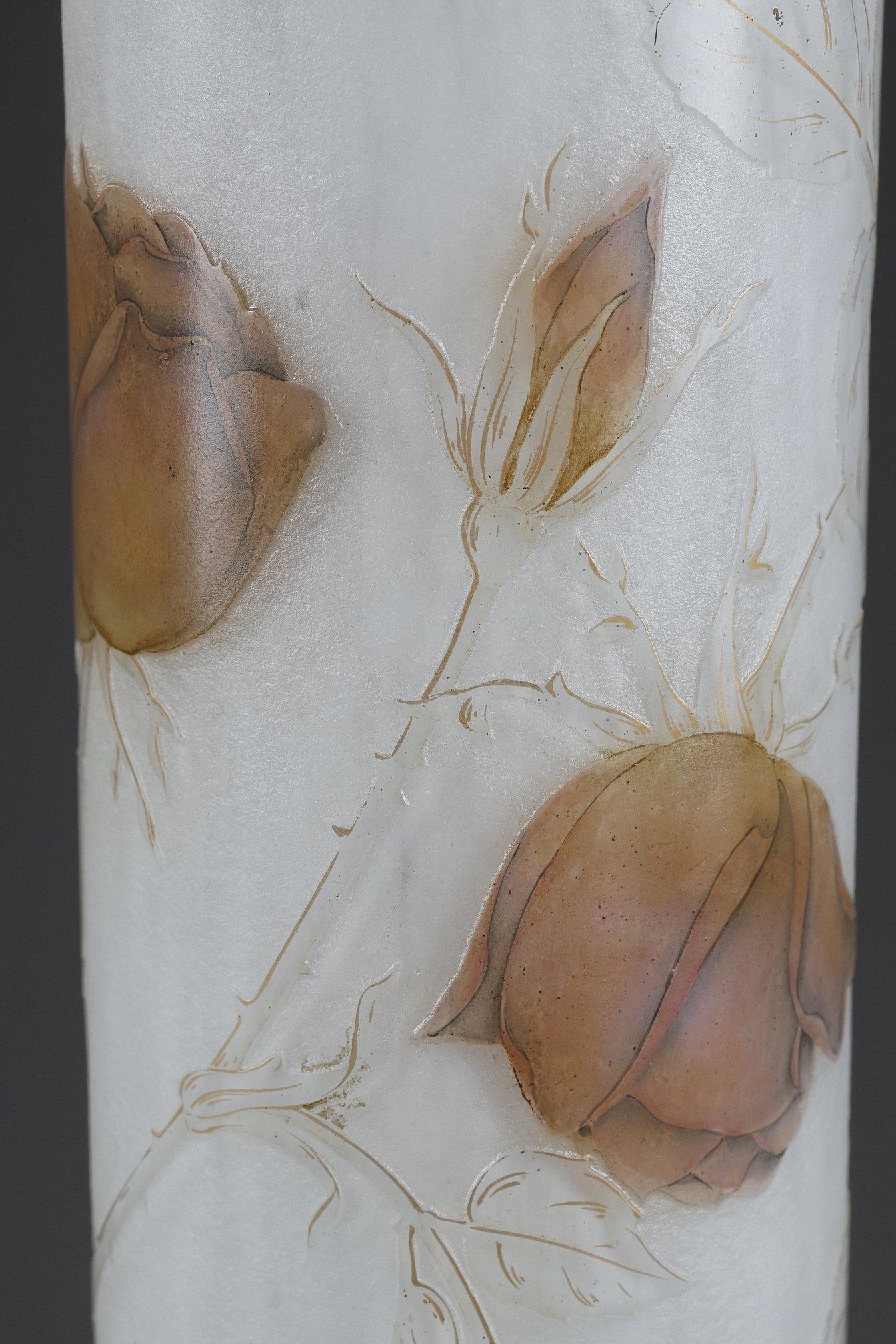 A tall bud vase with a butterfly For Sale 2