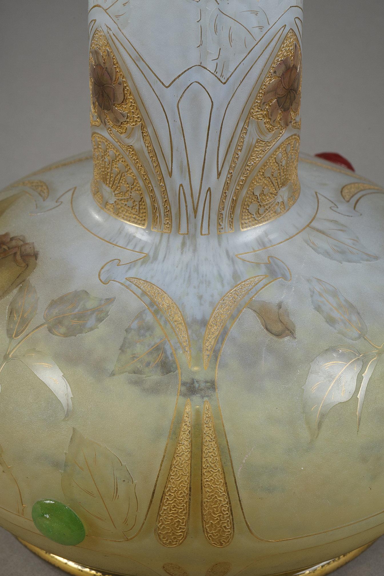 A tall bud vase with a butterfly For Sale 4
