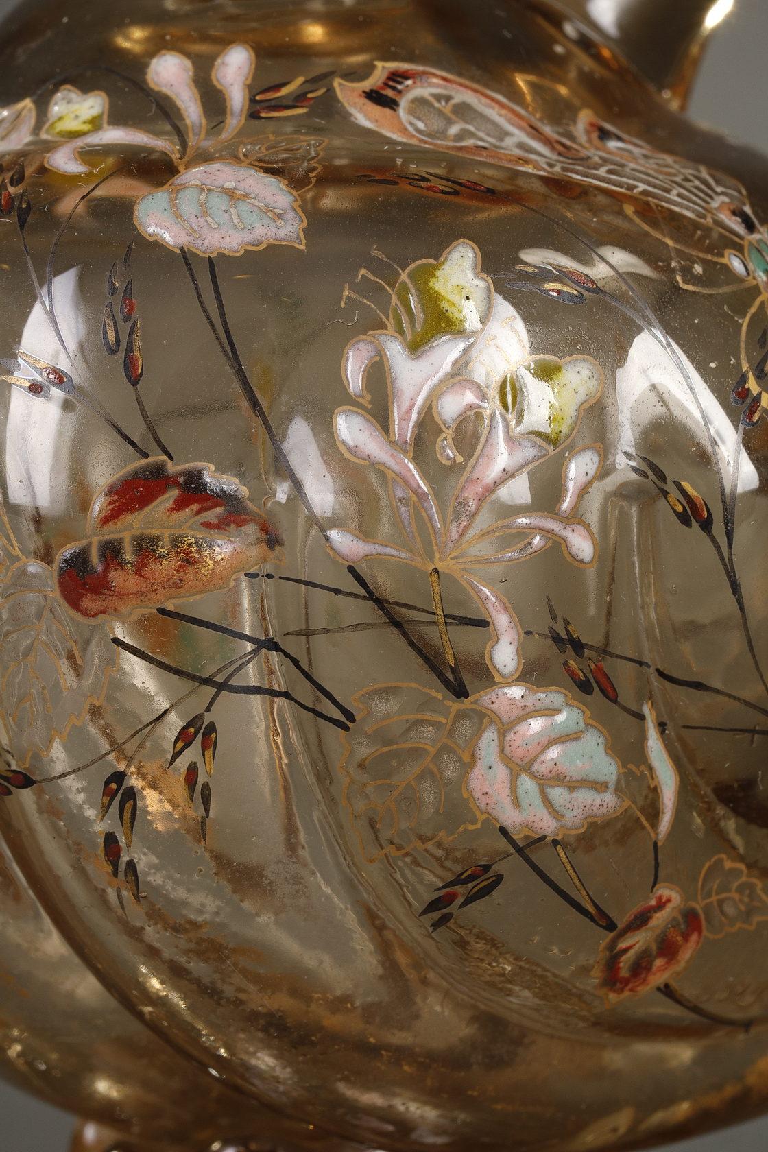 Aiguière avec insectes, Cristallerie en vente 11