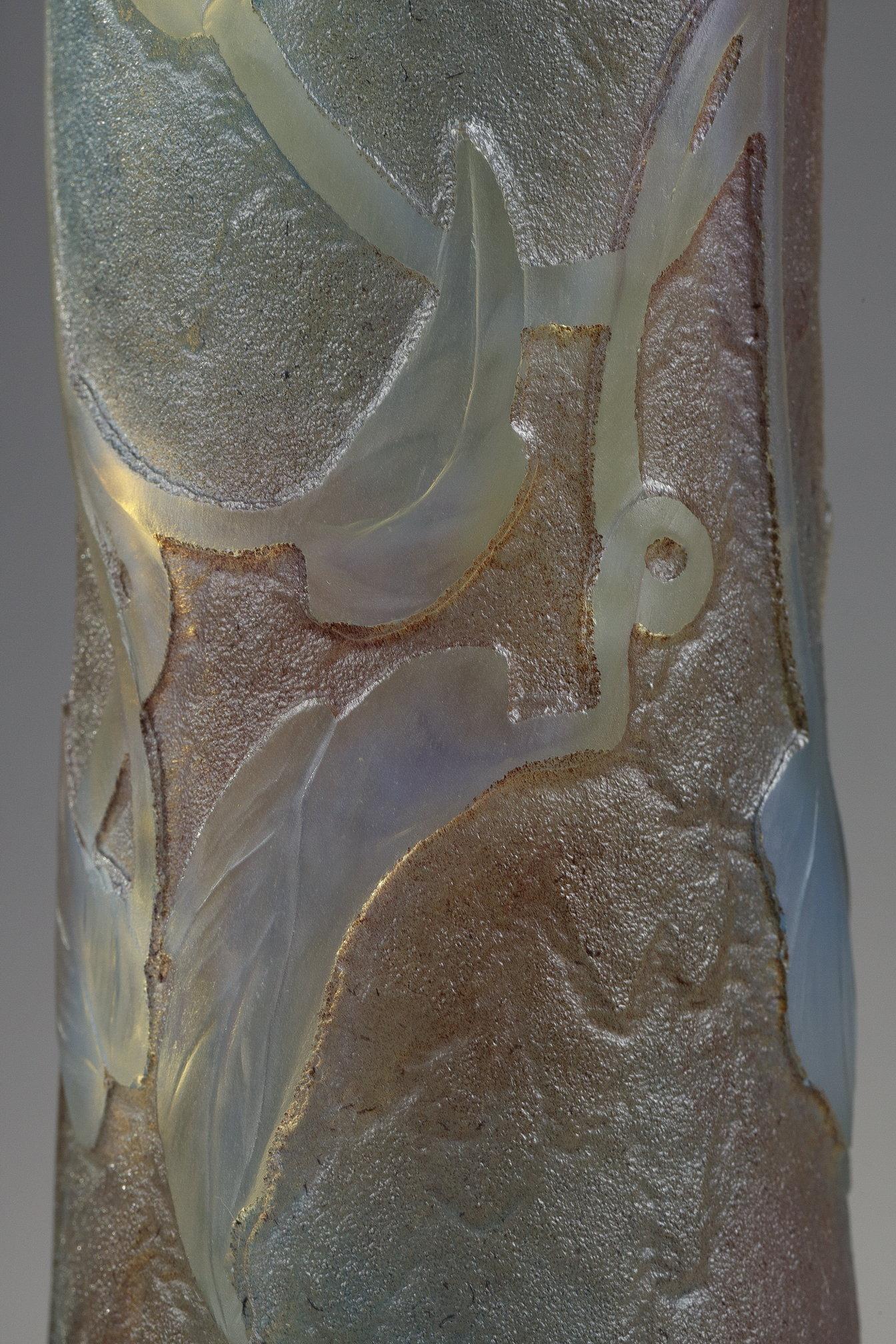 Vase mit Clematis im Angebot 8