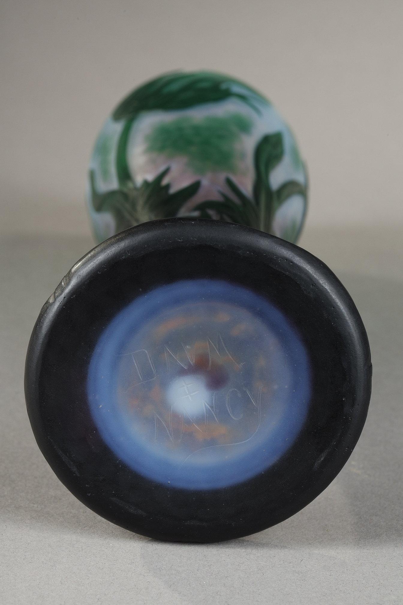 Vaso con denti di leone in vendita 10
