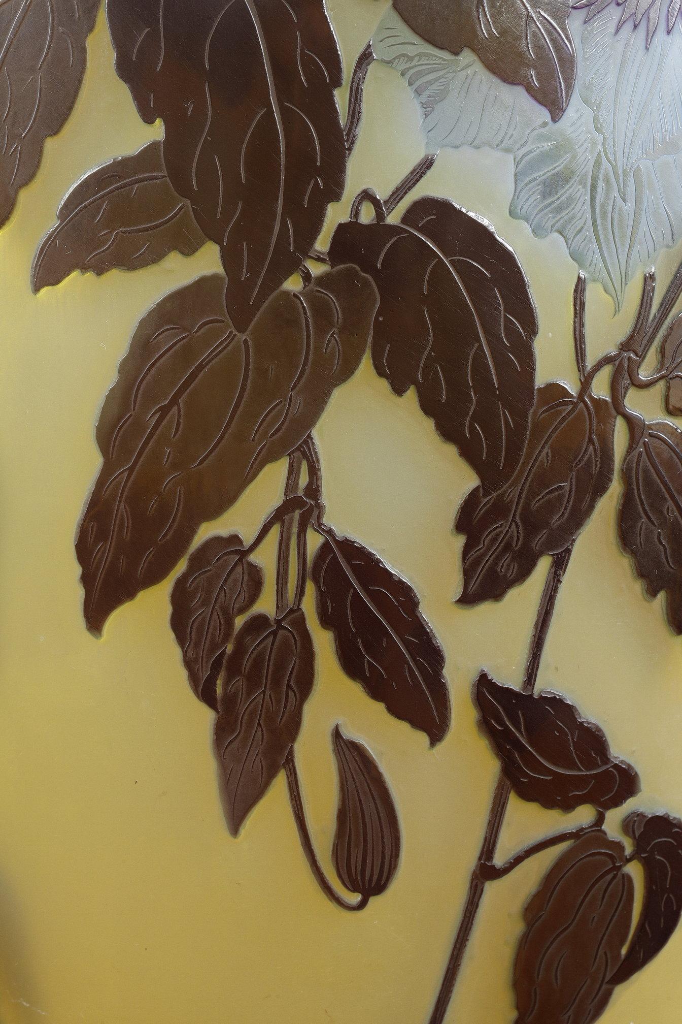Vaso importante con Clematis in vendita 11