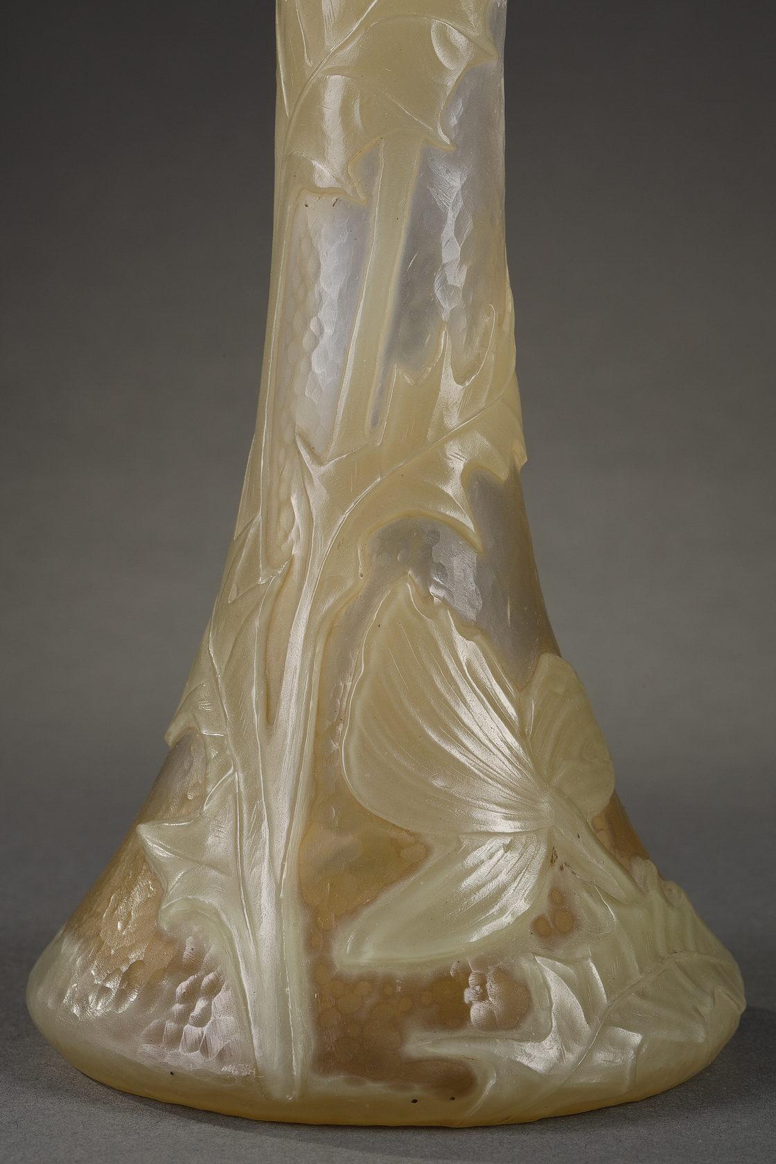 Vaso di boccioli con papaveri in vendita 3