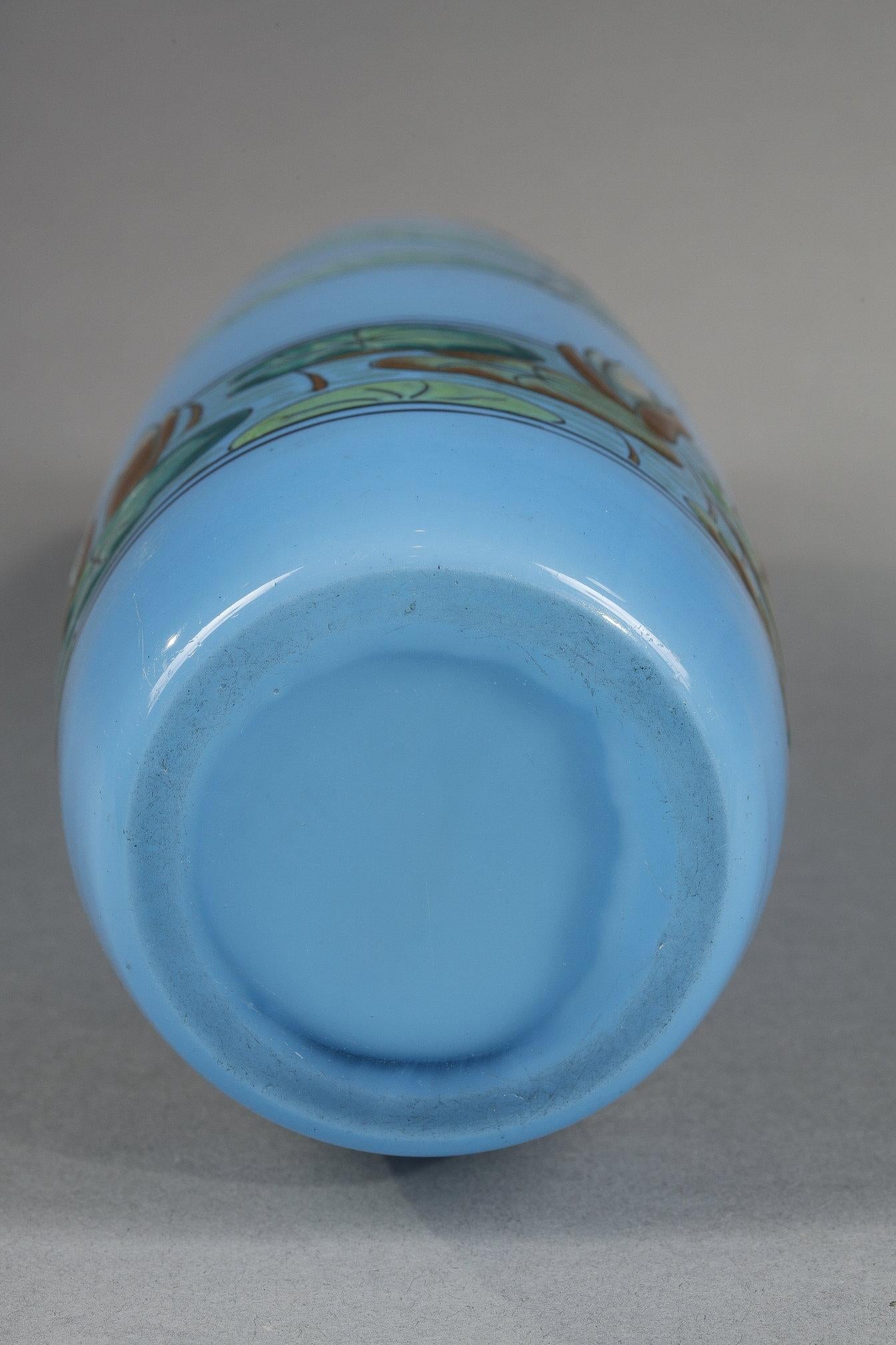 Vase mit Zwerglibelle im Angebot 6