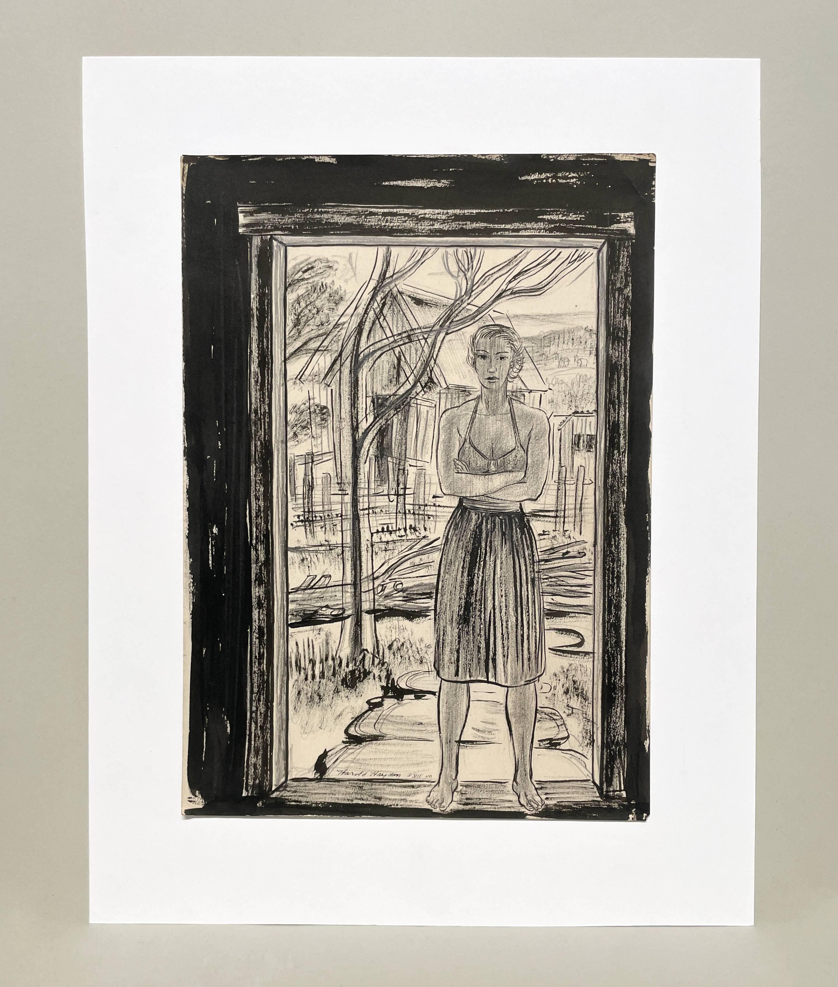 Scène de studio moderne de 1946 dans le Vermont, modèle féminin debout dans l'embrasure d'une porte - Art de Harold Haydon