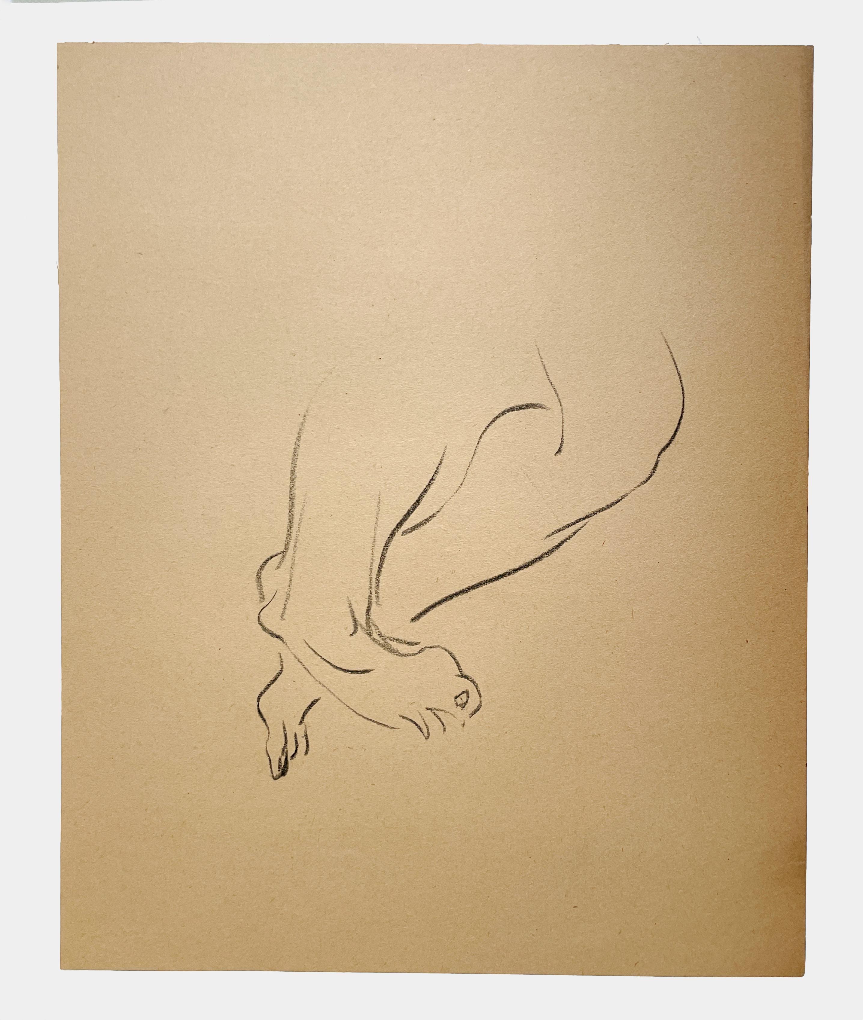 Dessin d'étude anatomique d'une belle figure académique moderne des années 1930 (Modèle masculin, pieds) - Beige Figurative Art par Harold Haydon