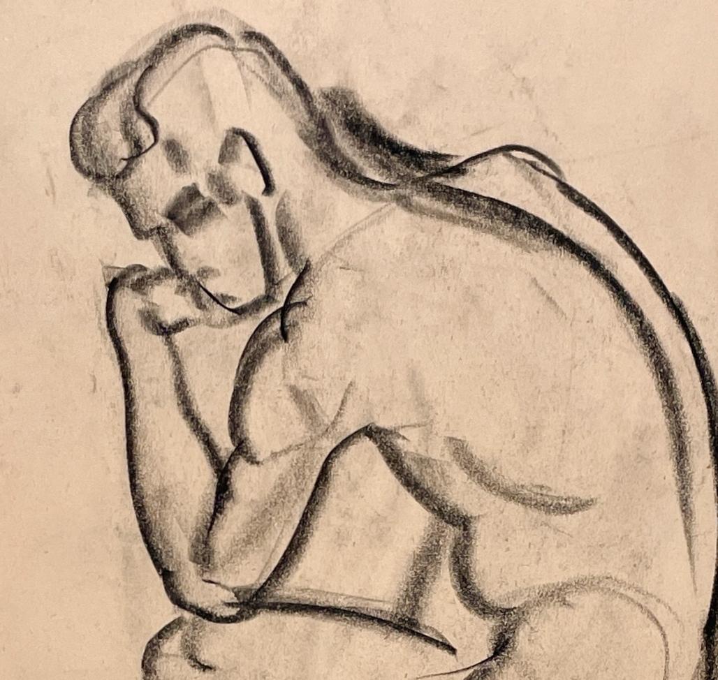 Un raffinato disegno di studio di figura moderna degli anni '30, con un modello di nudo maschile giovane e seduto. in vendita 2