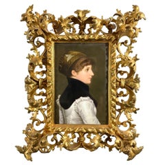 KPM Porcelain Plaque - Femme correcte avec cadre en bois sculpté et doré