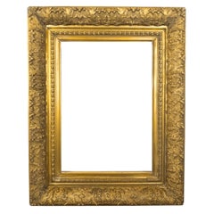 Marco Barbizon Americano Antiguo de Madera Dorada de 1860 con Acanto y Detalle Floral