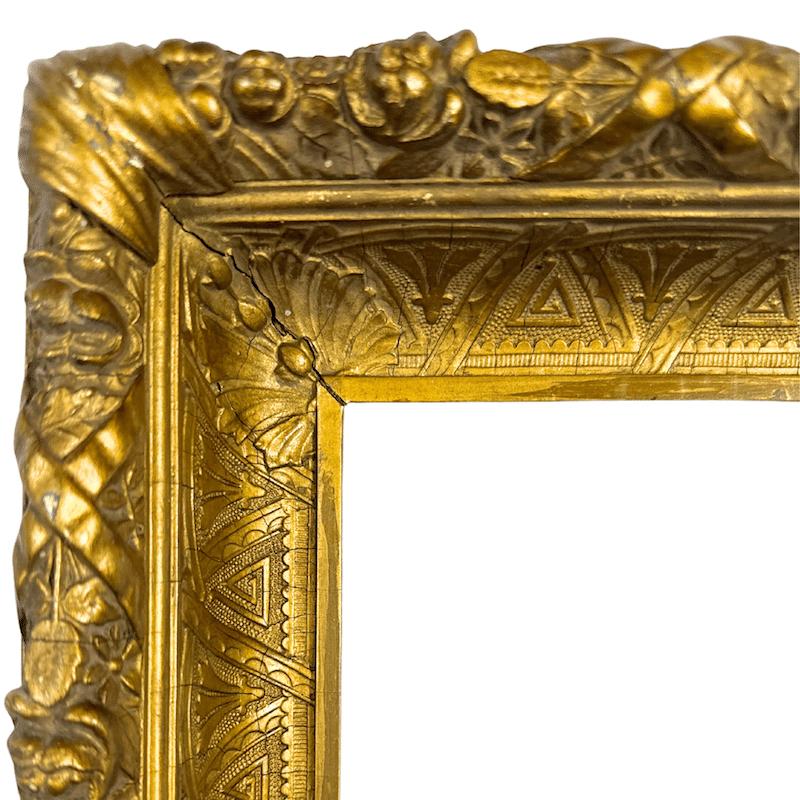 1870's American Antike vergoldete Rahmen Antike Malerei Rahmen

Rahmen Größe: Breite: 21″ X Höhe: 24.25″

Dicke: 2,75″.

Bildgröße: Breite: 15.75″ X Höhe: 19.12″