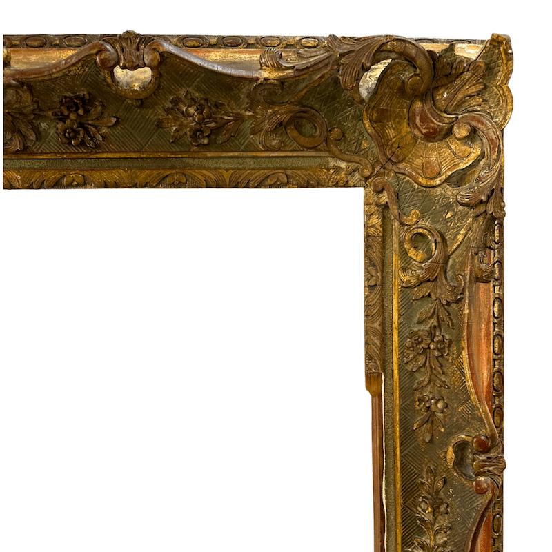 French 19th century Carved Large Antique Frame For Sale 1